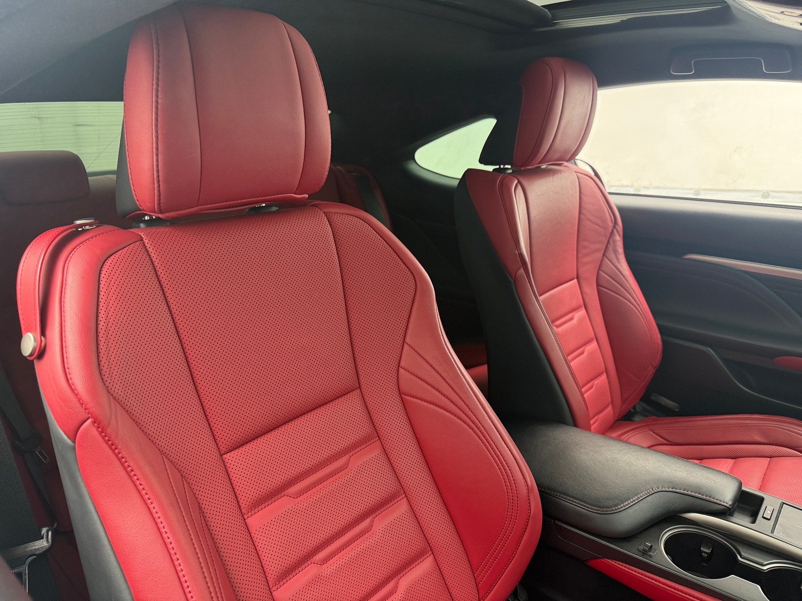 Thumbnail: 2021 Lexus RC - 2