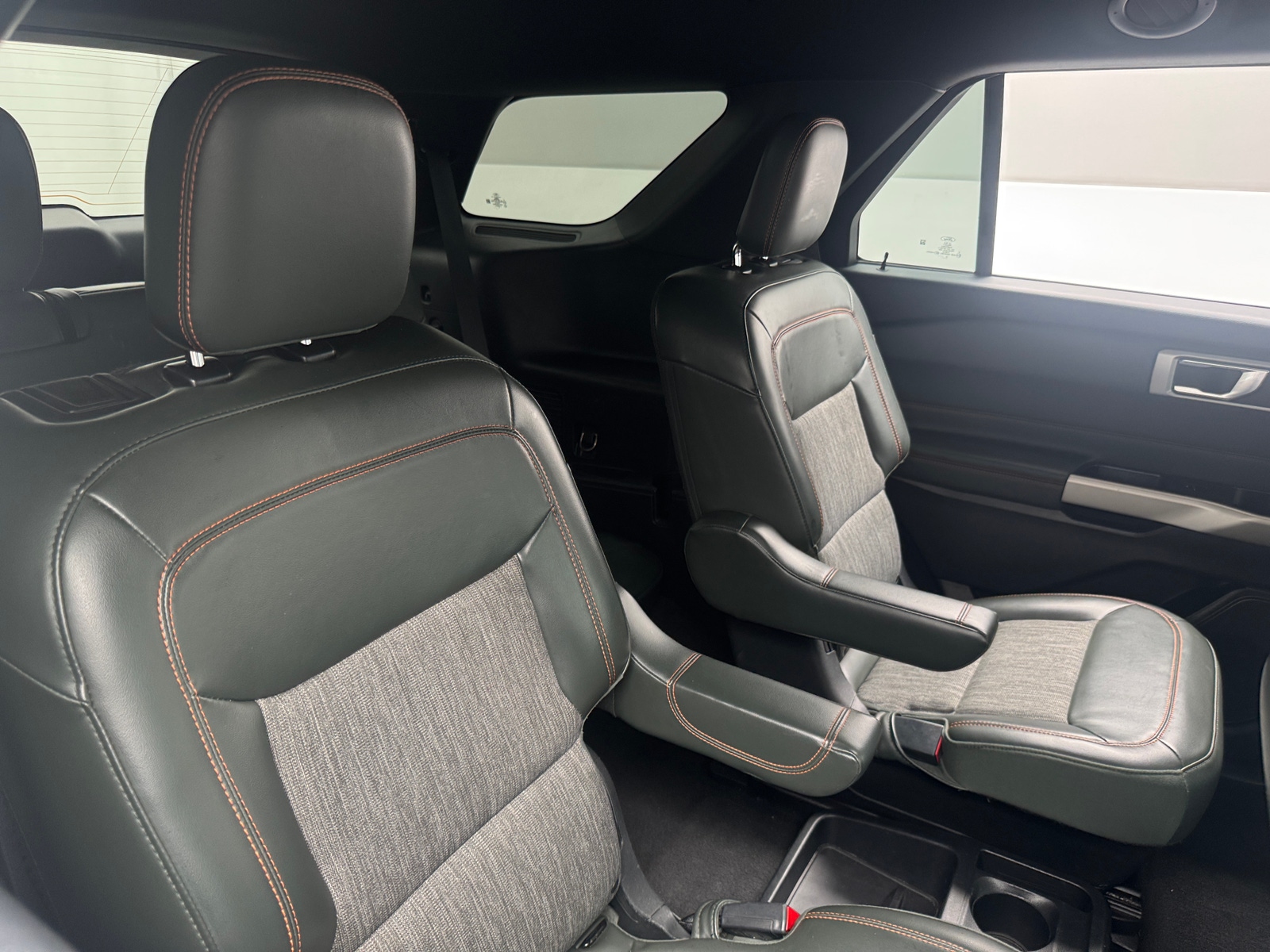 Thumbnail: 2021 Ford Explorer - 5