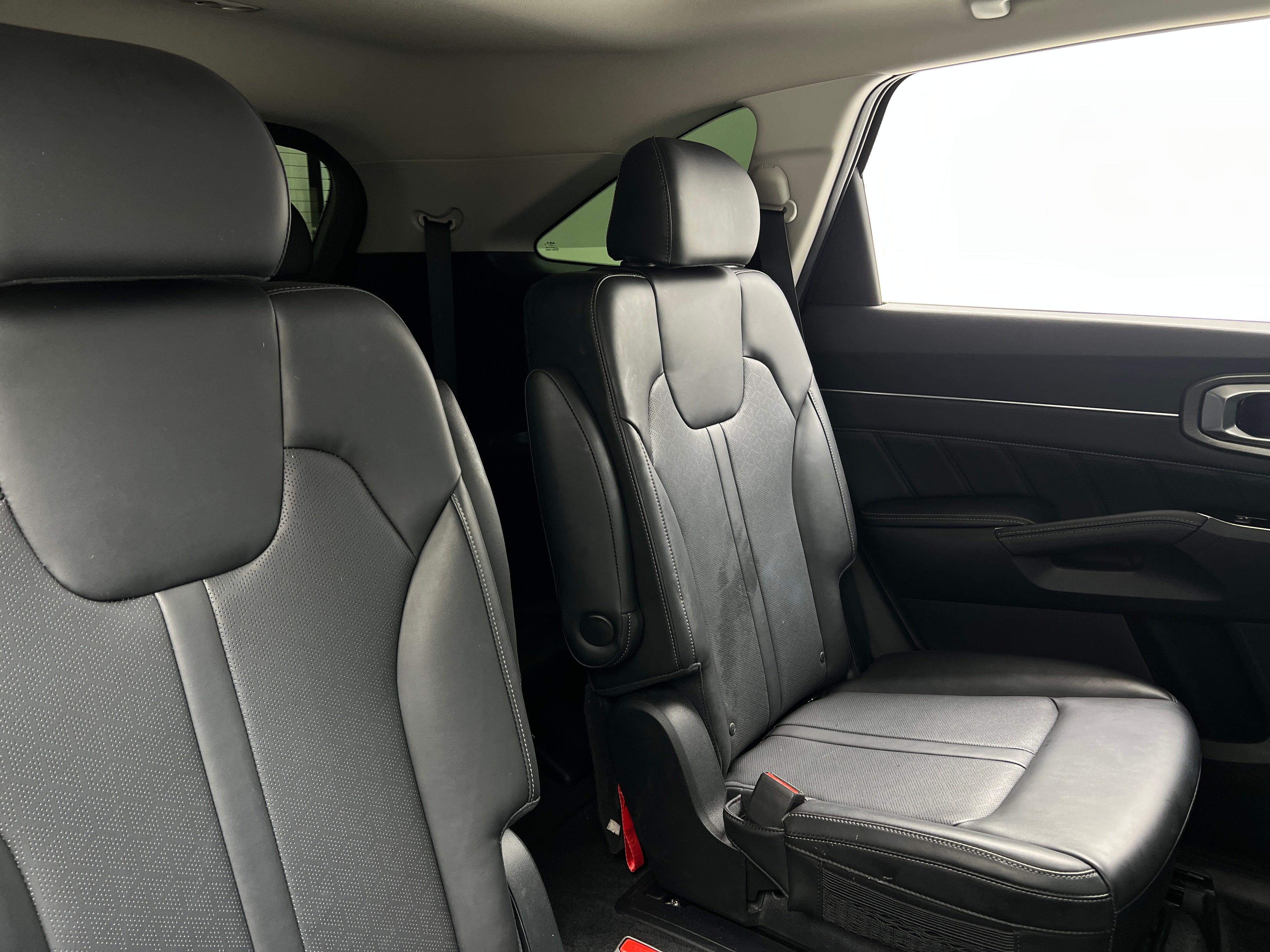 2023 Kia Sorento SX - Photo 5