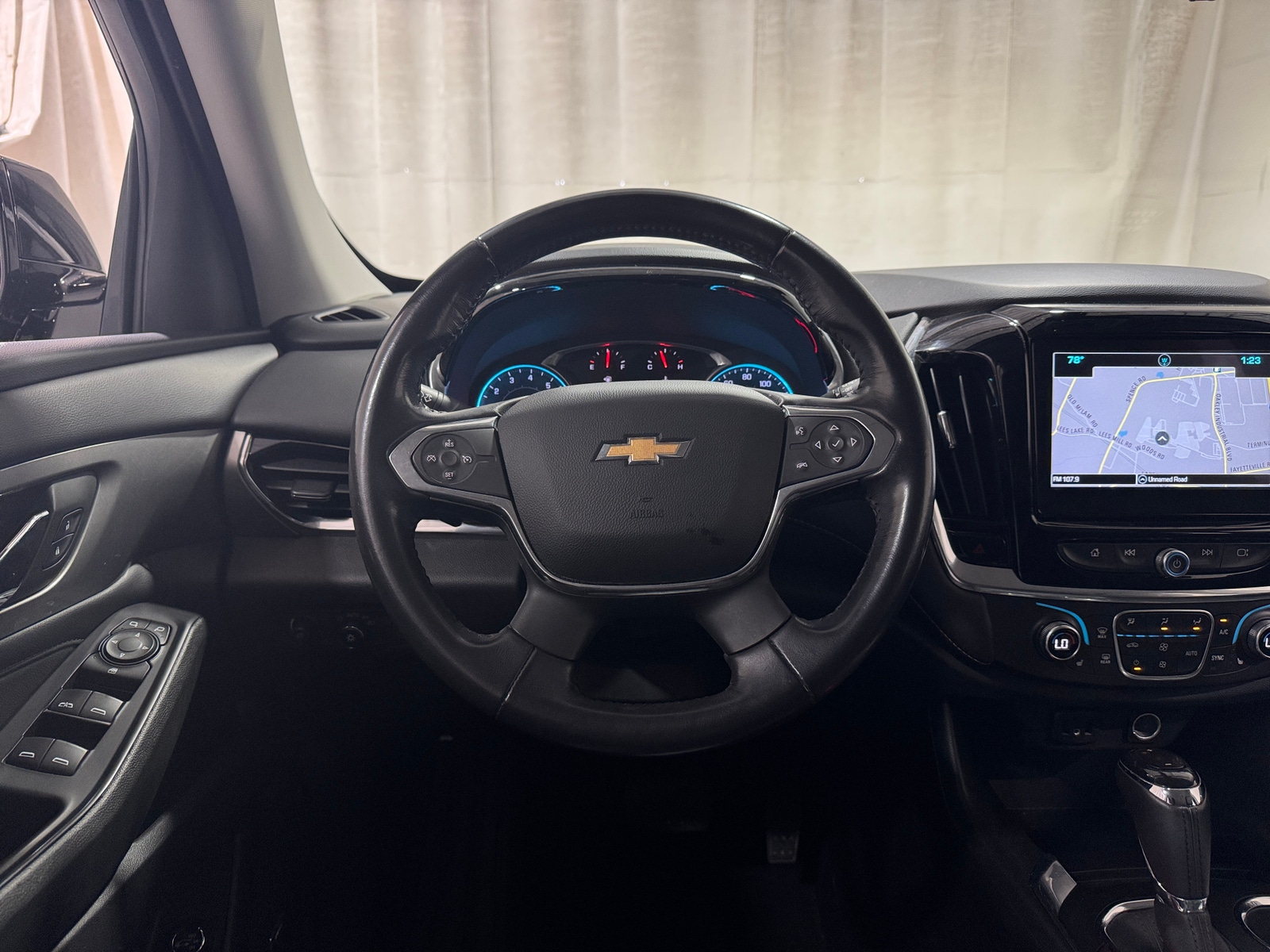 Thumbnail: 2018 Chevrolet Traverse - 4
