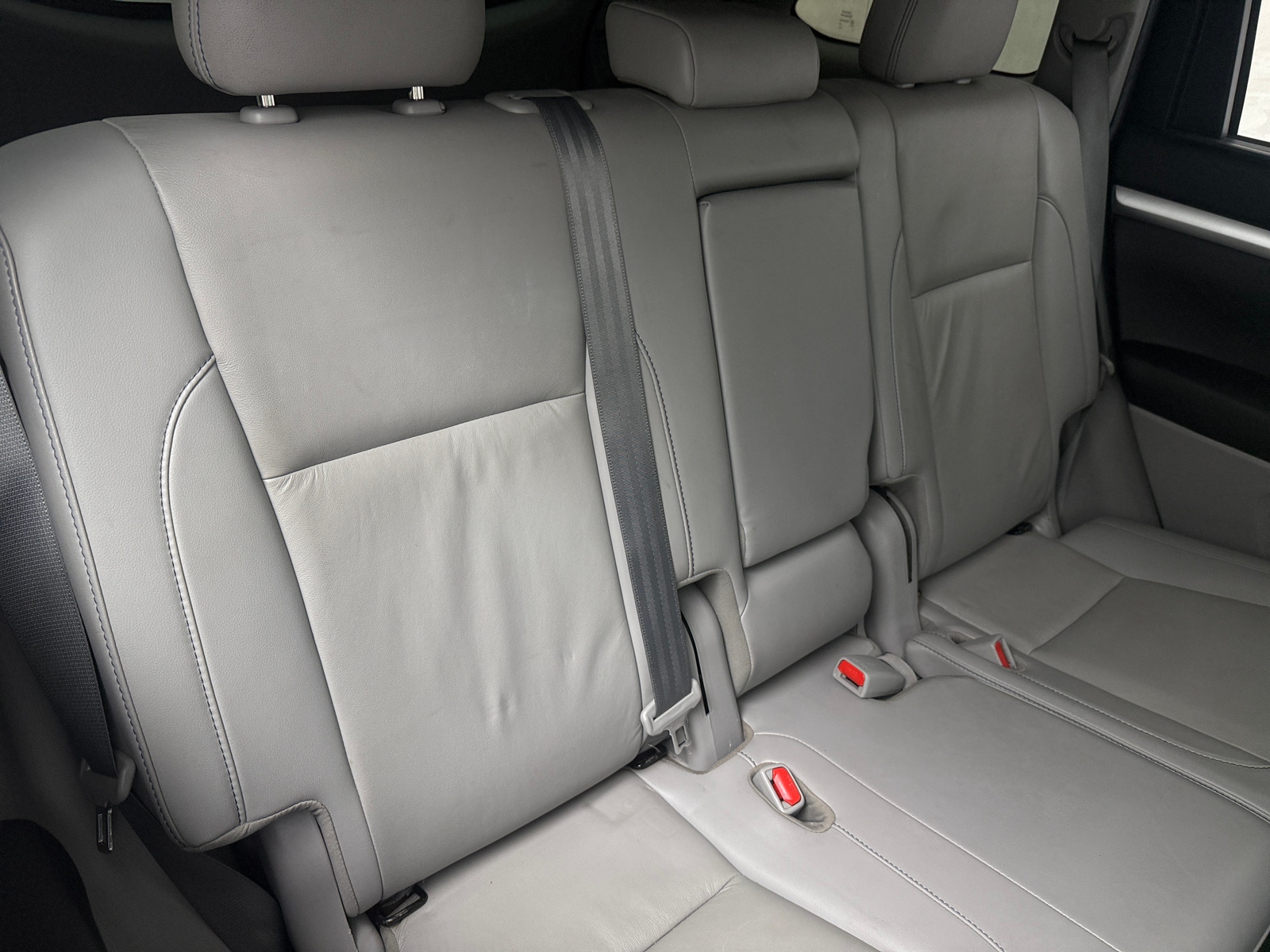 Thumbnail: 2019 Toyota Highlander - 5