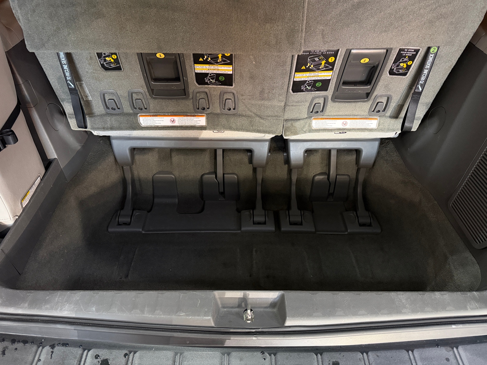 Thumbnail: 2017 Toyota Sienna - 6