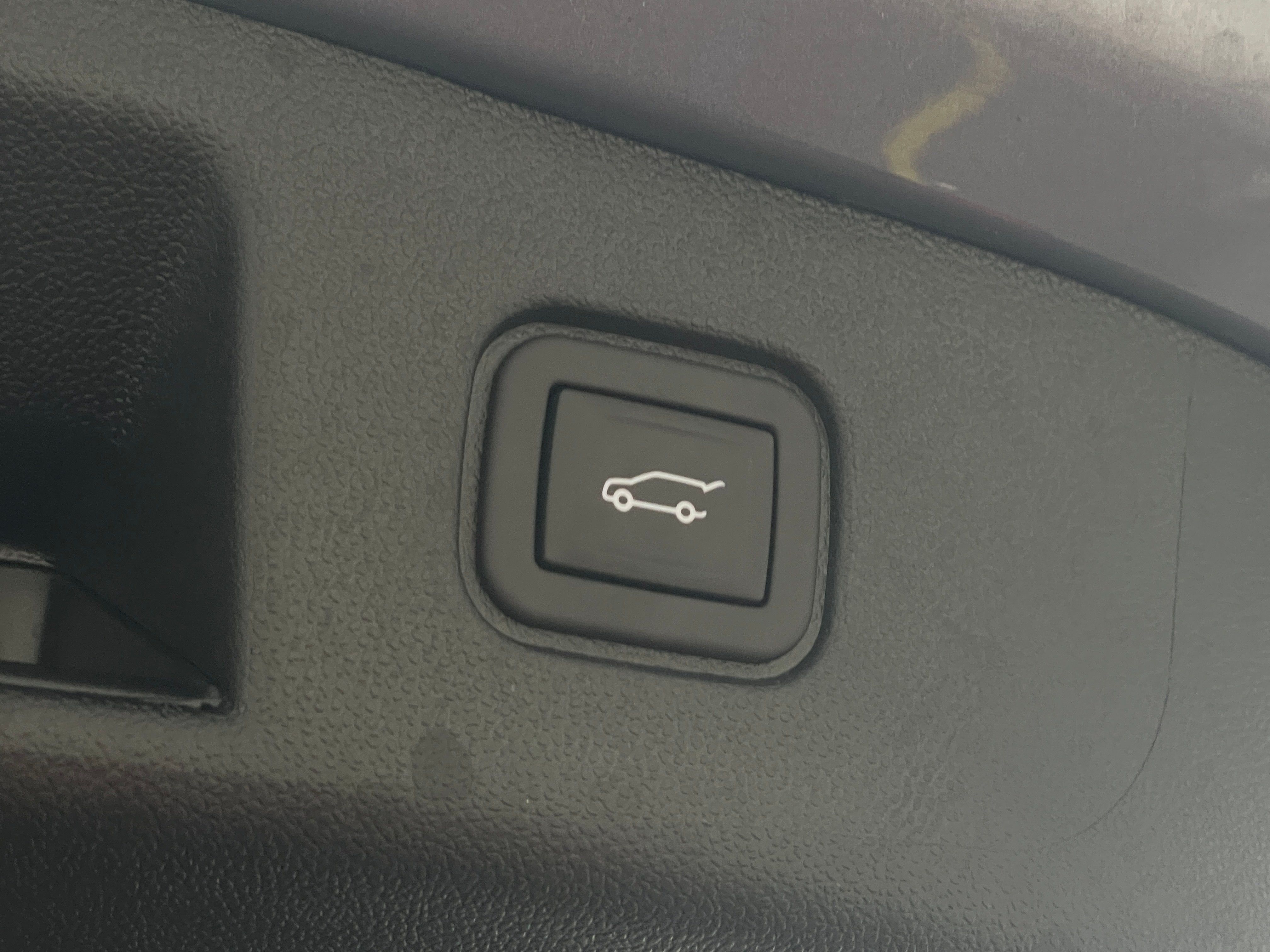 Used 2024 Chevrolet Blazer EV LT with VIN 3GNKDBRJ6RS268701 for sale in Auburn, WA