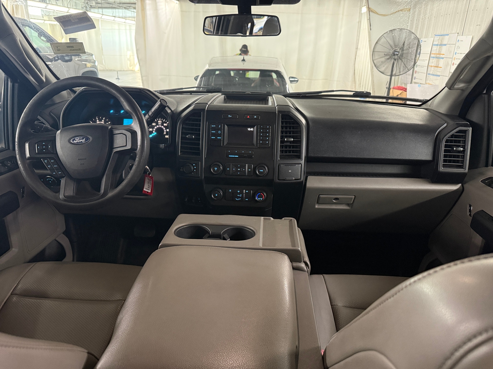 Thumbnail: 2020 Ford Econoline - 3
