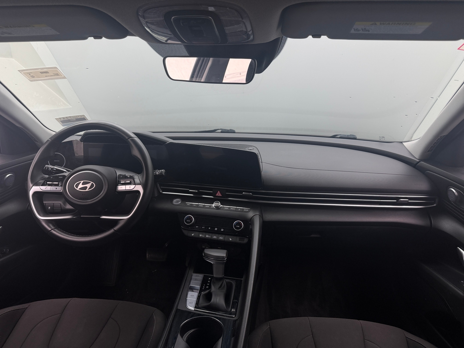 Thumbnail: 2024 Hyundai Elantra - 3