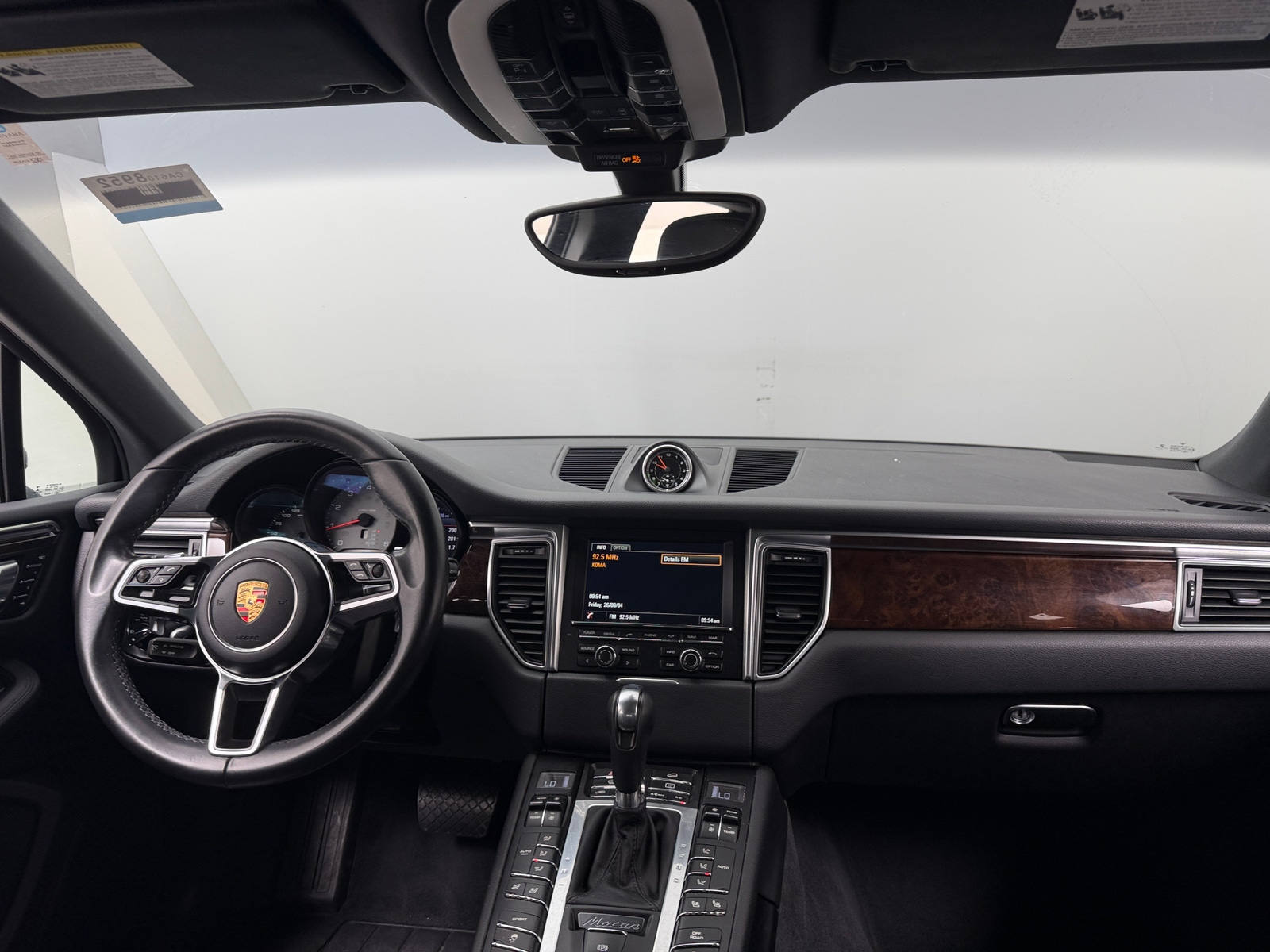 Thumbnail: 2015 Porsche Macan - 2