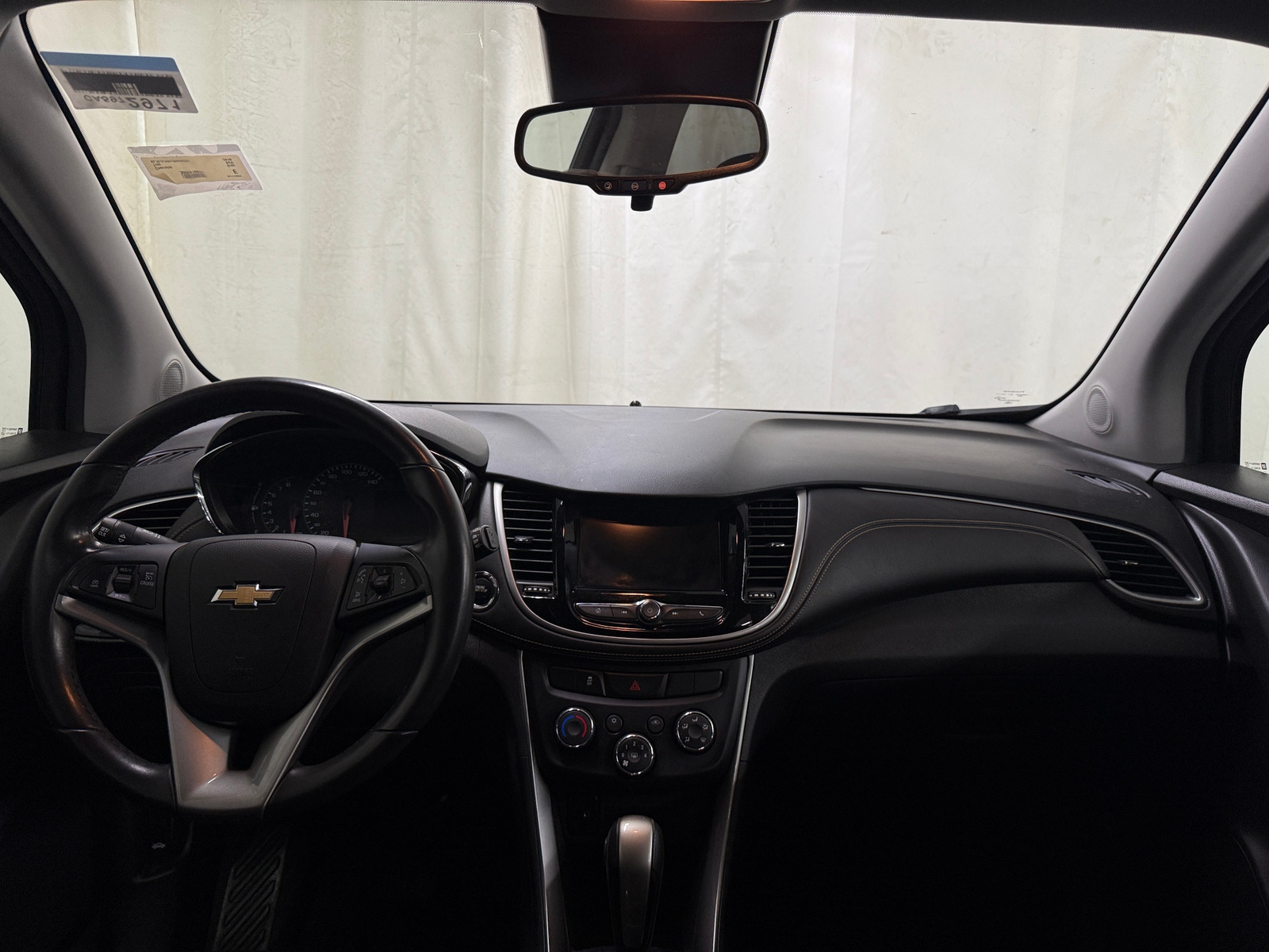 Thumbnail: 2018 Chevrolet Trax - 2