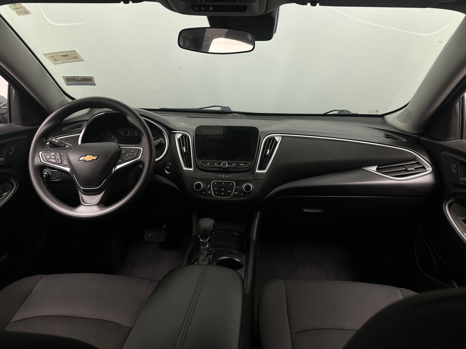 Thumbnail: 2025 Chevrolet Malibu - 3