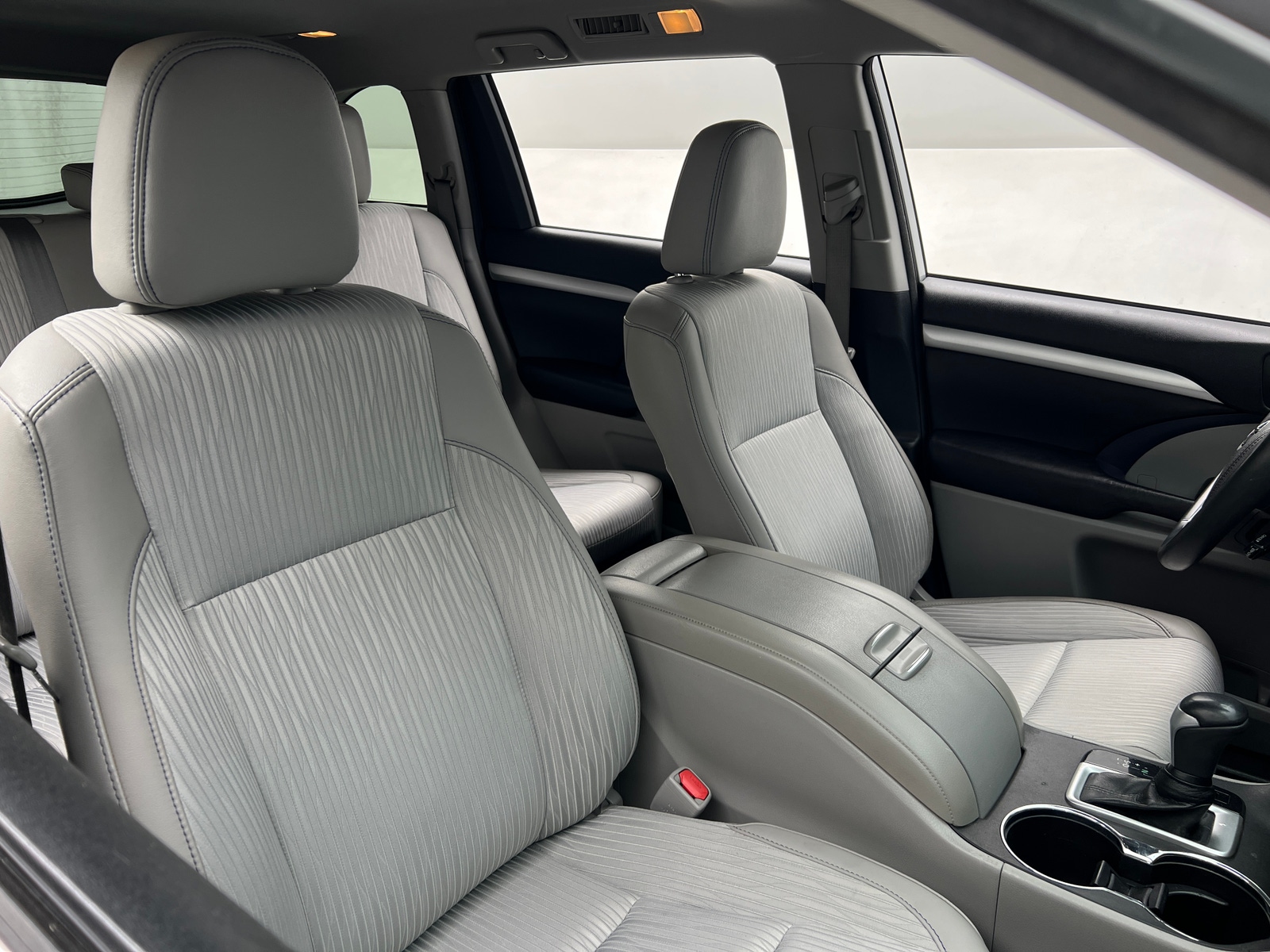 Thumbnail: 2018 Toyota Highlander - 2