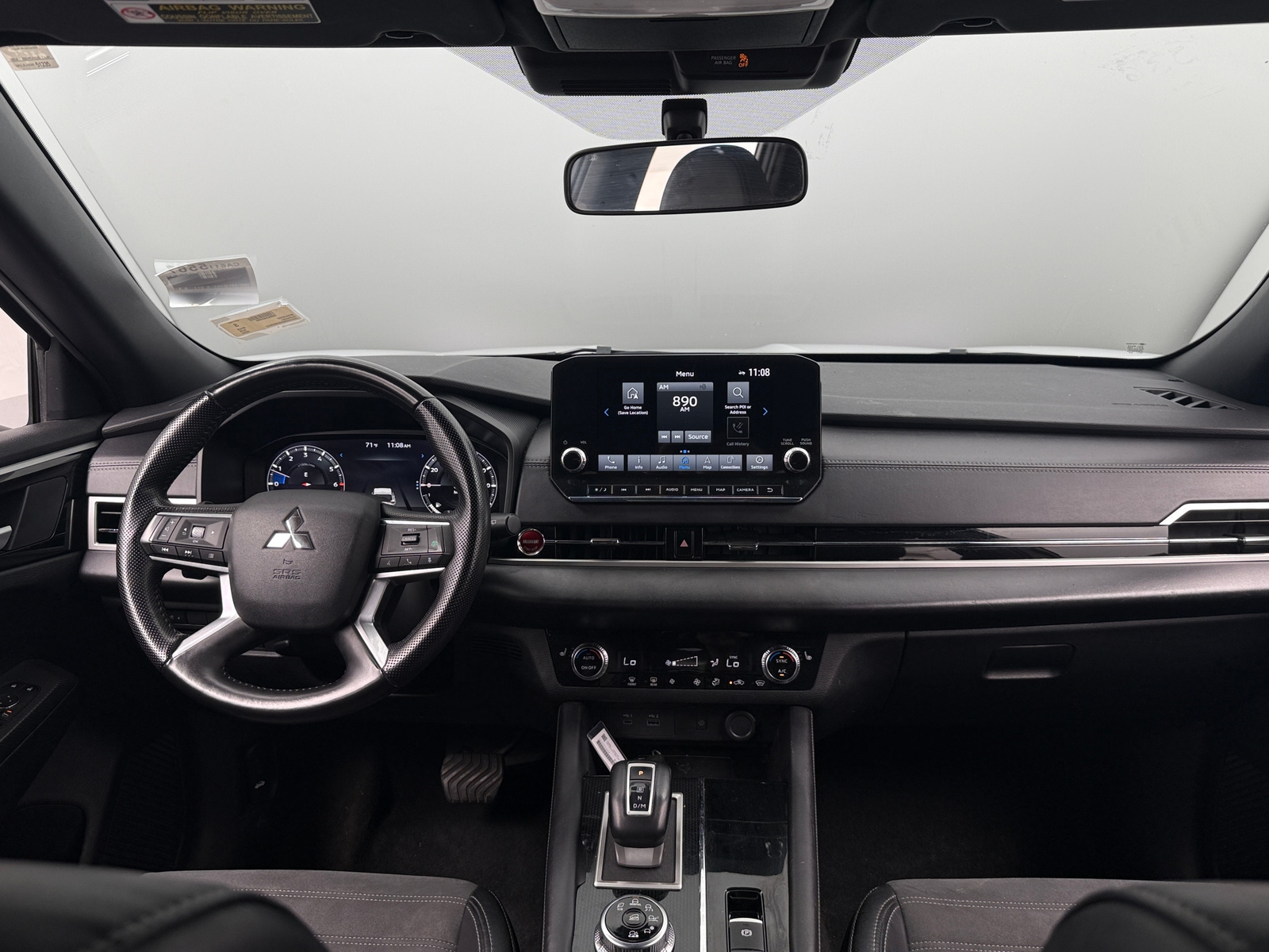 Thumbnail: 2024 Mitsubishi Outlander - 2