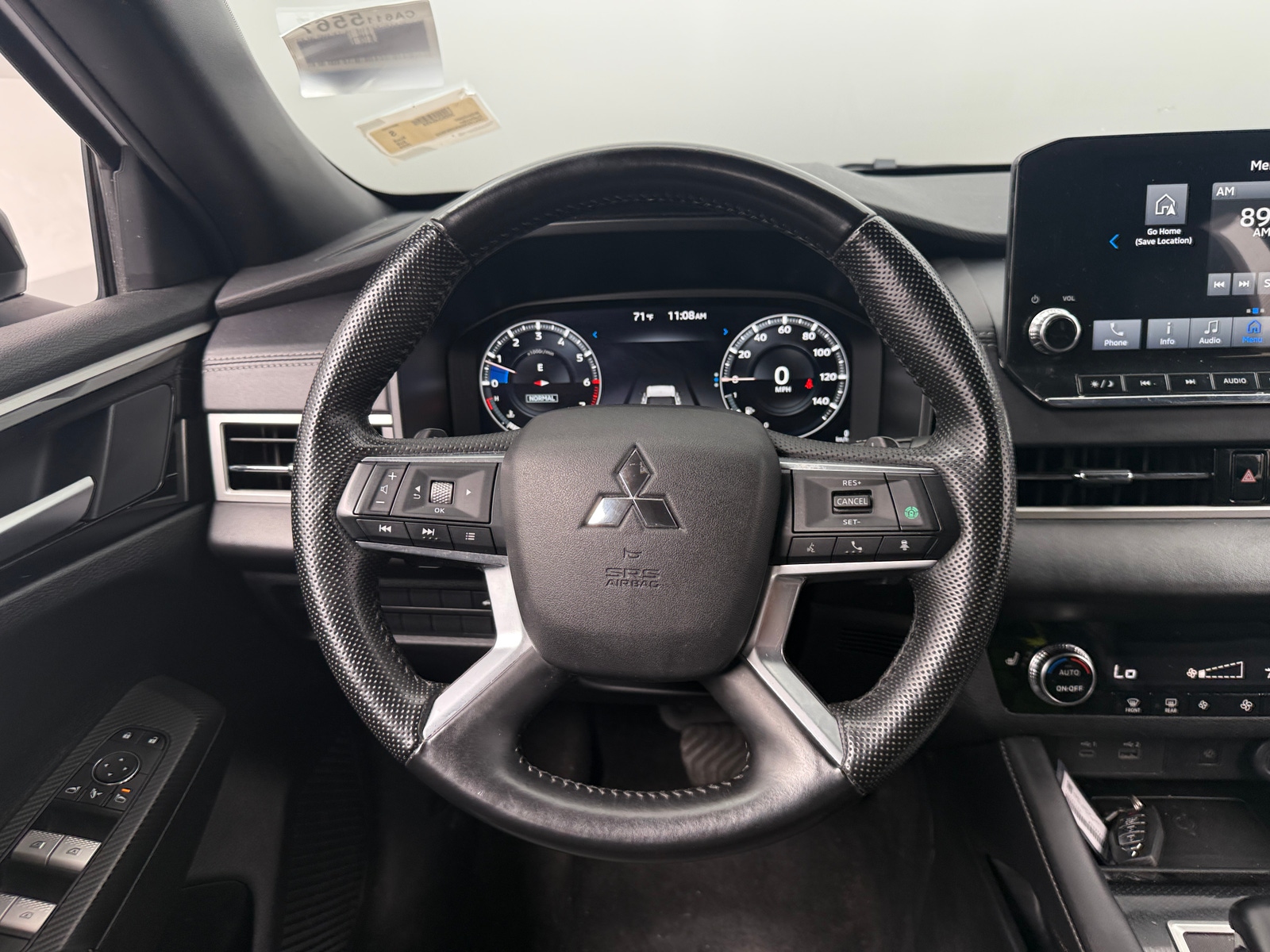 Thumbnail: 2024 Mitsubishi Outlander - 4