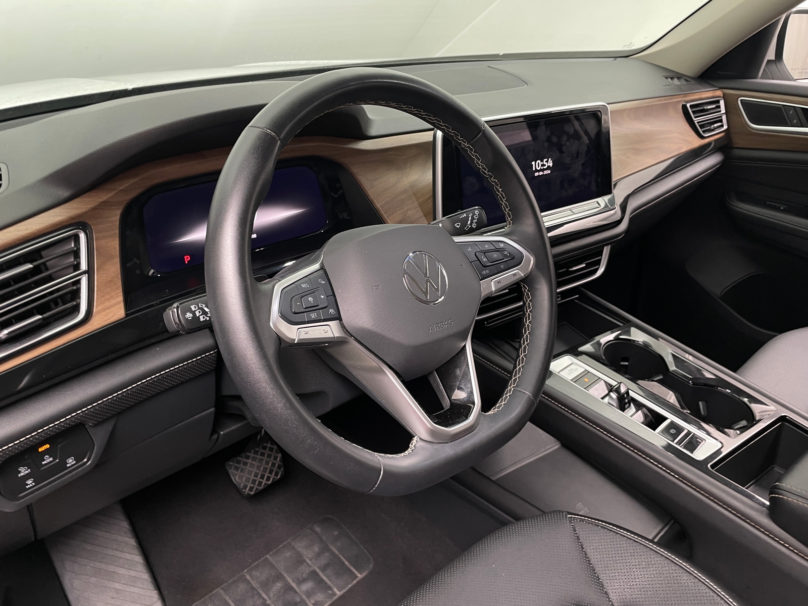 Thumbnail: 2025 Volkswagen Atlas - 4