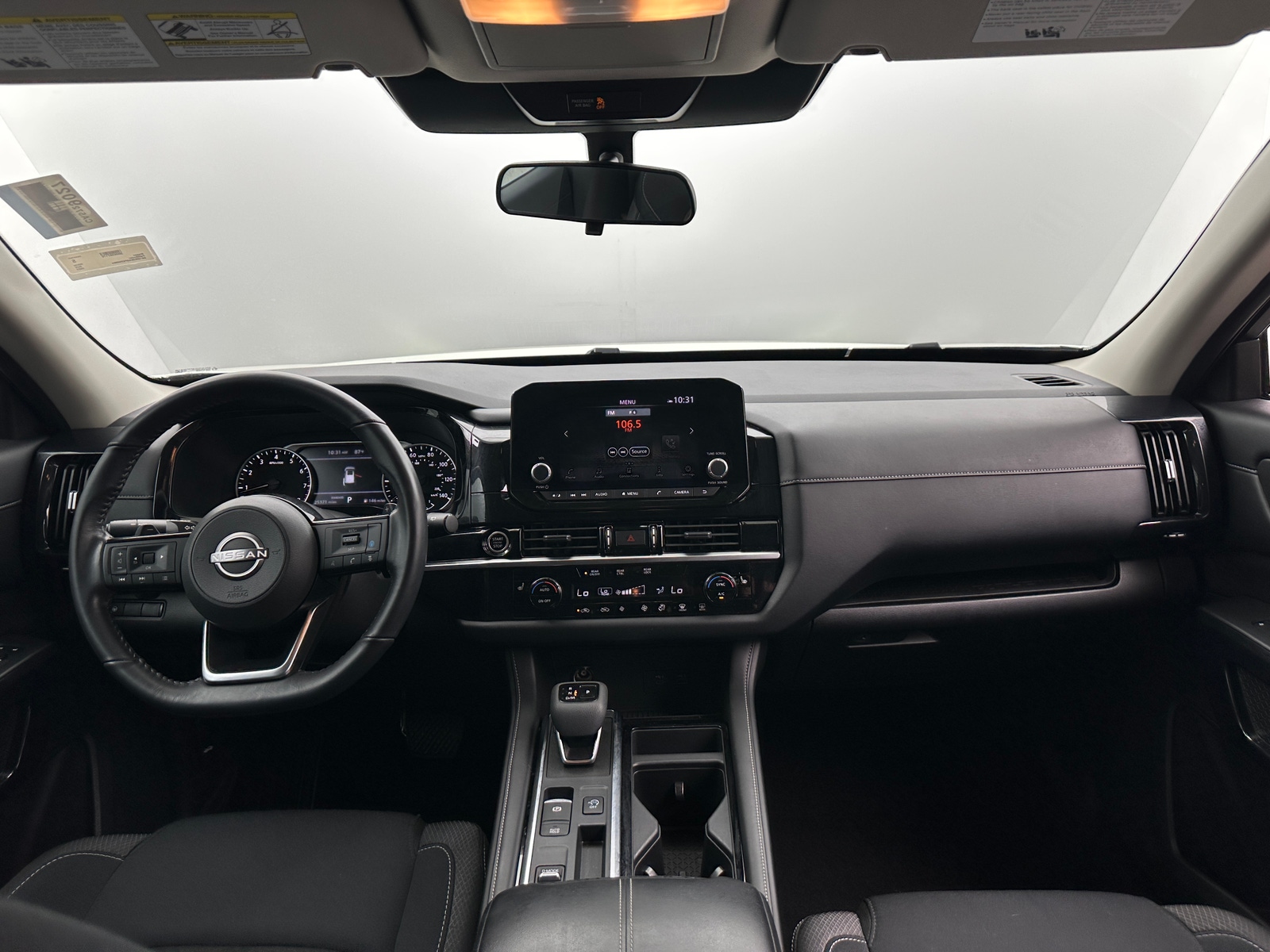 Thumbnail: 2023 Nissan Pathfinder - 3