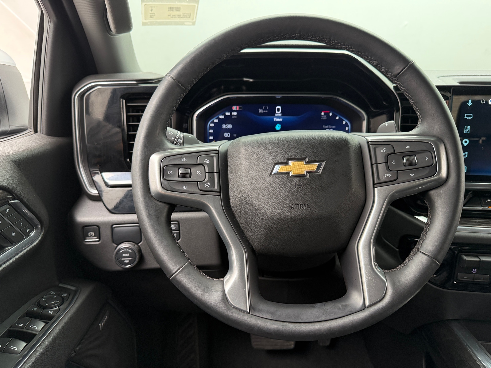 Thumbnail: 2025 Chevrolet Silverado 1500 - 4