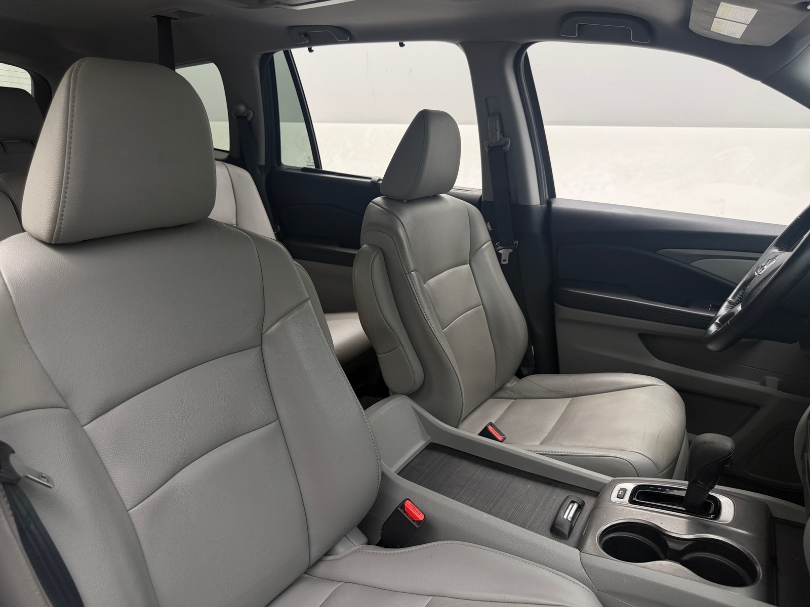 Thumbnail: 2019 Honda Pilot - 2