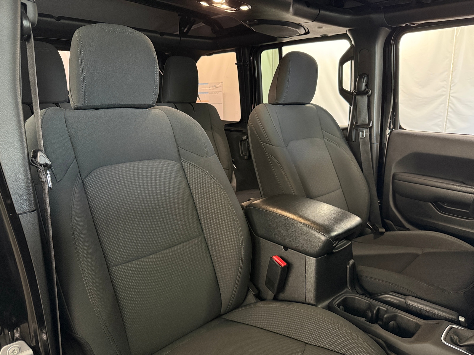 Thumbnail: 2022 Jeep Wrangler - 2