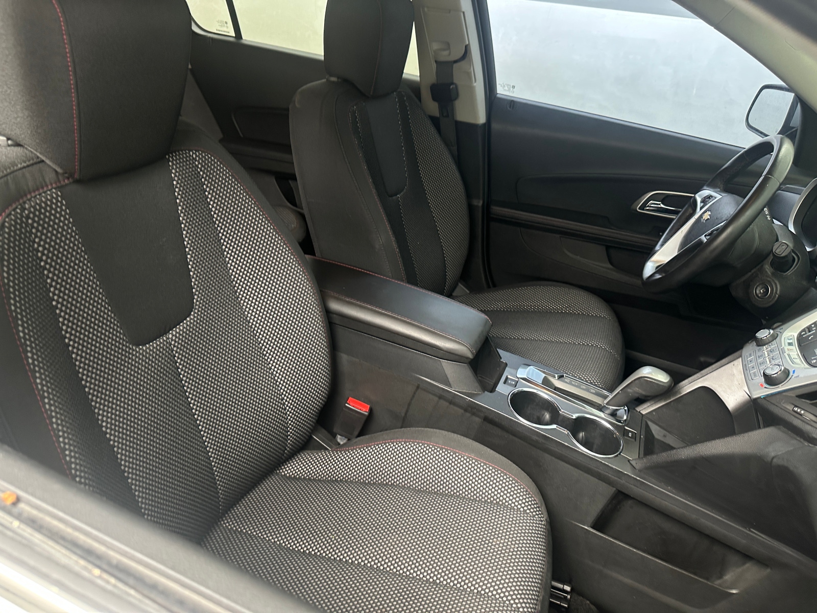 Thumbnail: 2015 Chevrolet Equinox - 2