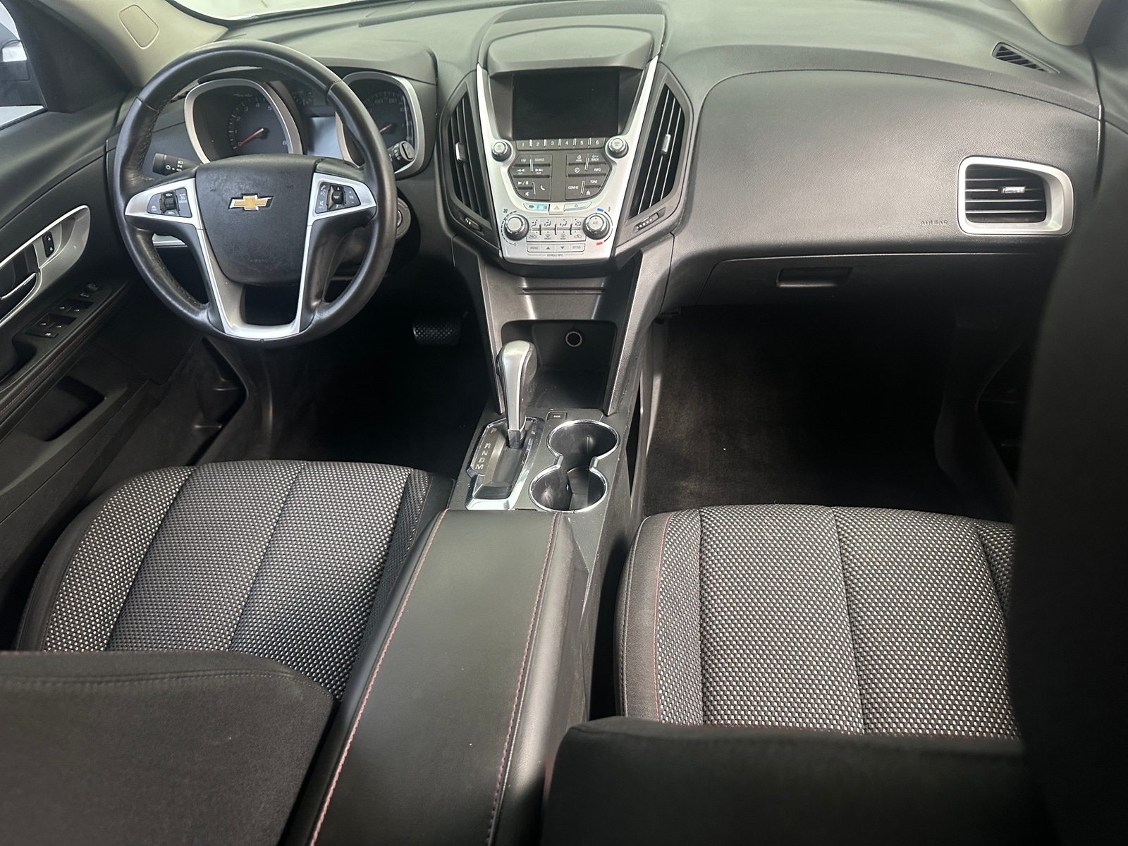 Thumbnail: 2015 Chevrolet Equinox - 3