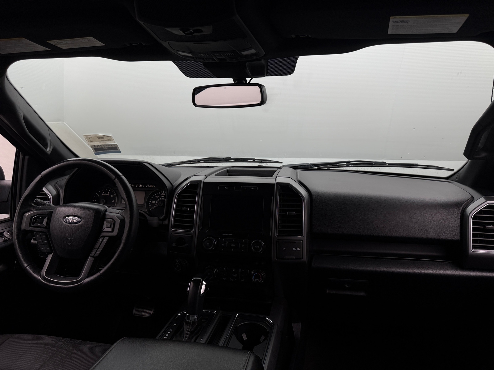 Thumbnail: 2020 Ford Econoline - 3