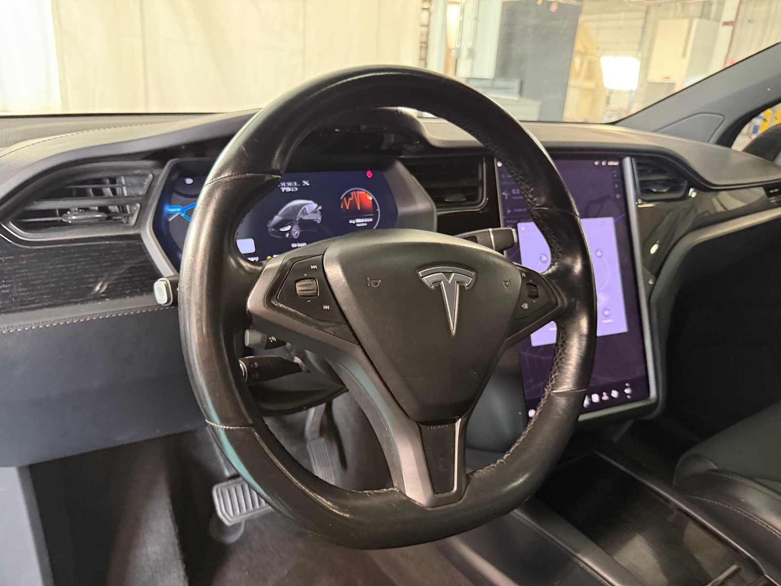 Thumbnail: 2018 Tesla Model X - 4