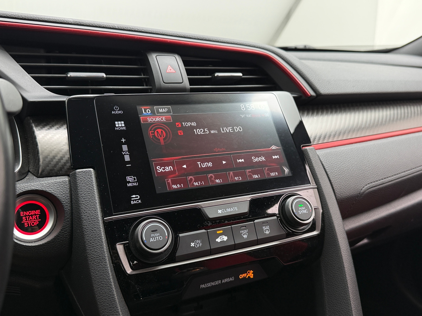 Thumbnail: 2017 Honda Civic - 4