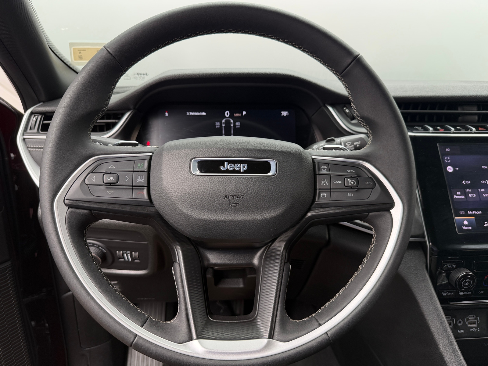 Thumbnail: 2025 Jeep Grand Cherokee L - 5