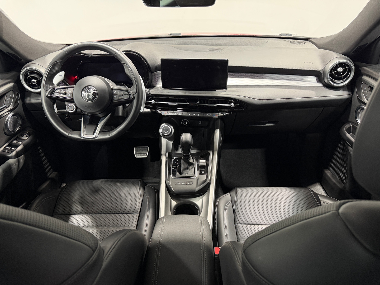 Thumbnail: 2024 Alfa Romeo Tonale - 2