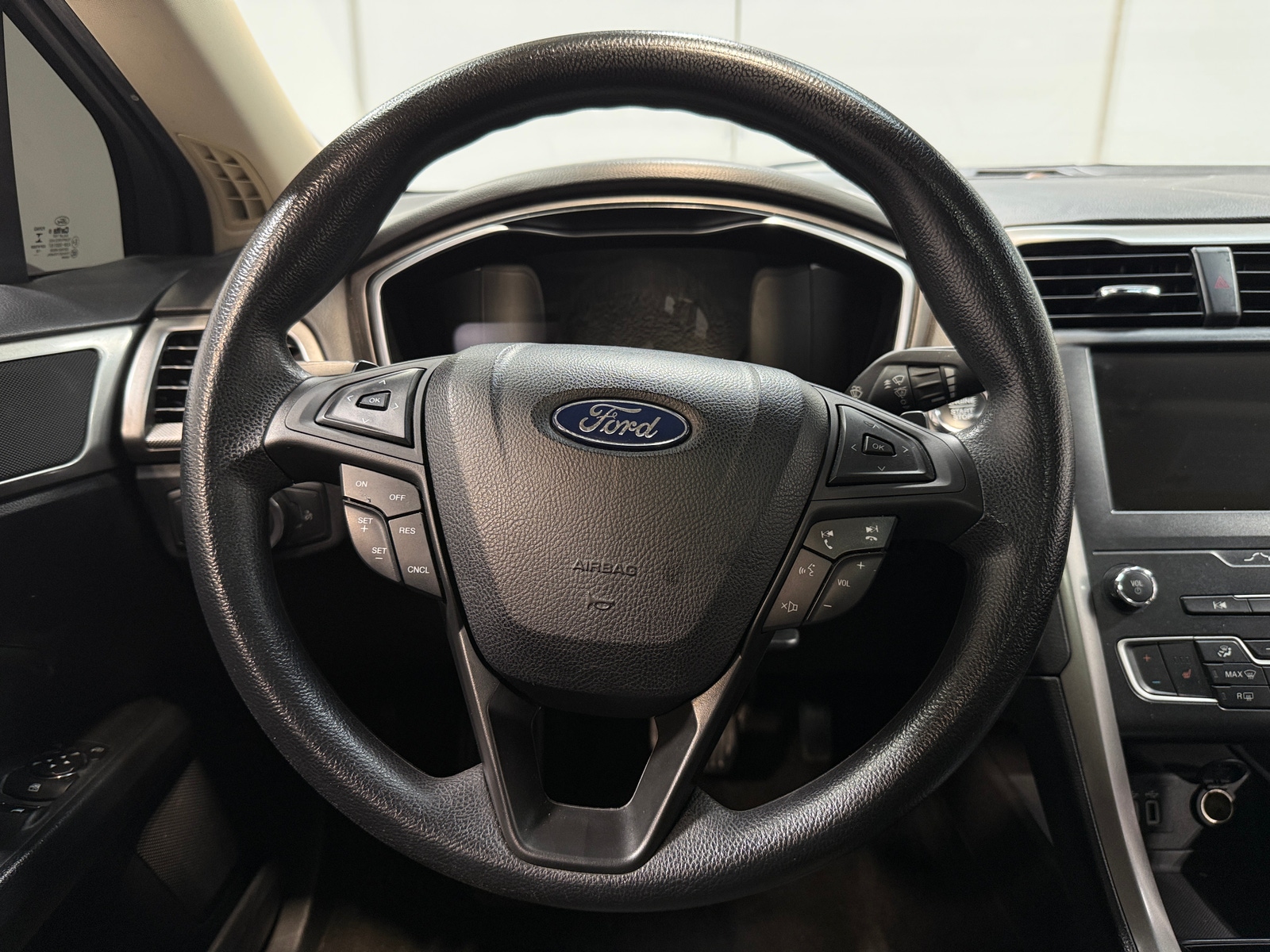 Thumbnail: 2020 Ford Fusion - 5