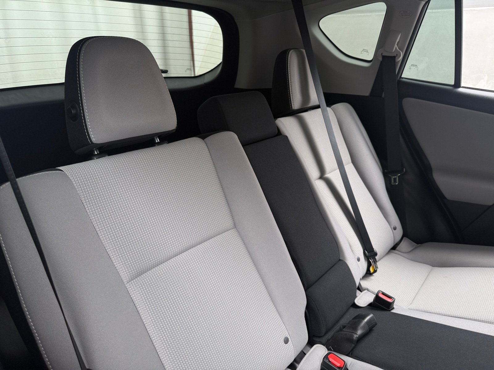 Thumbnail: 2017 Toyota RAV4 - 6