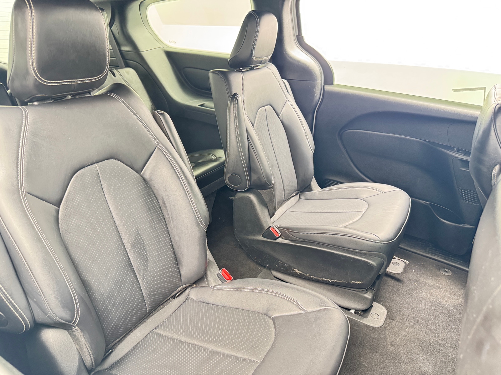 Thumbnail: 2024 Chrysler Pacifica - 5