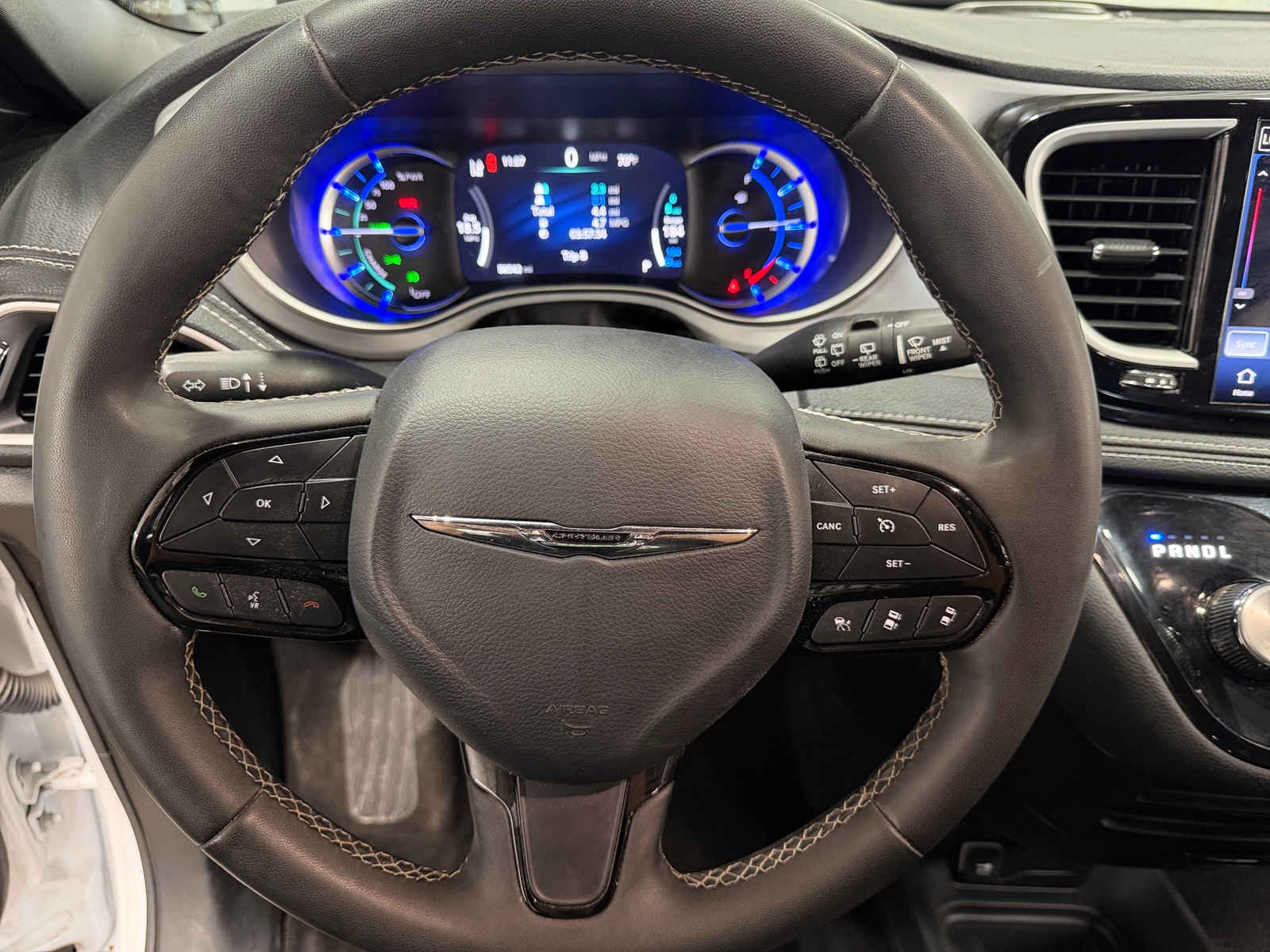 Thumbnail: 2024 Chrysler Pacifica - 4