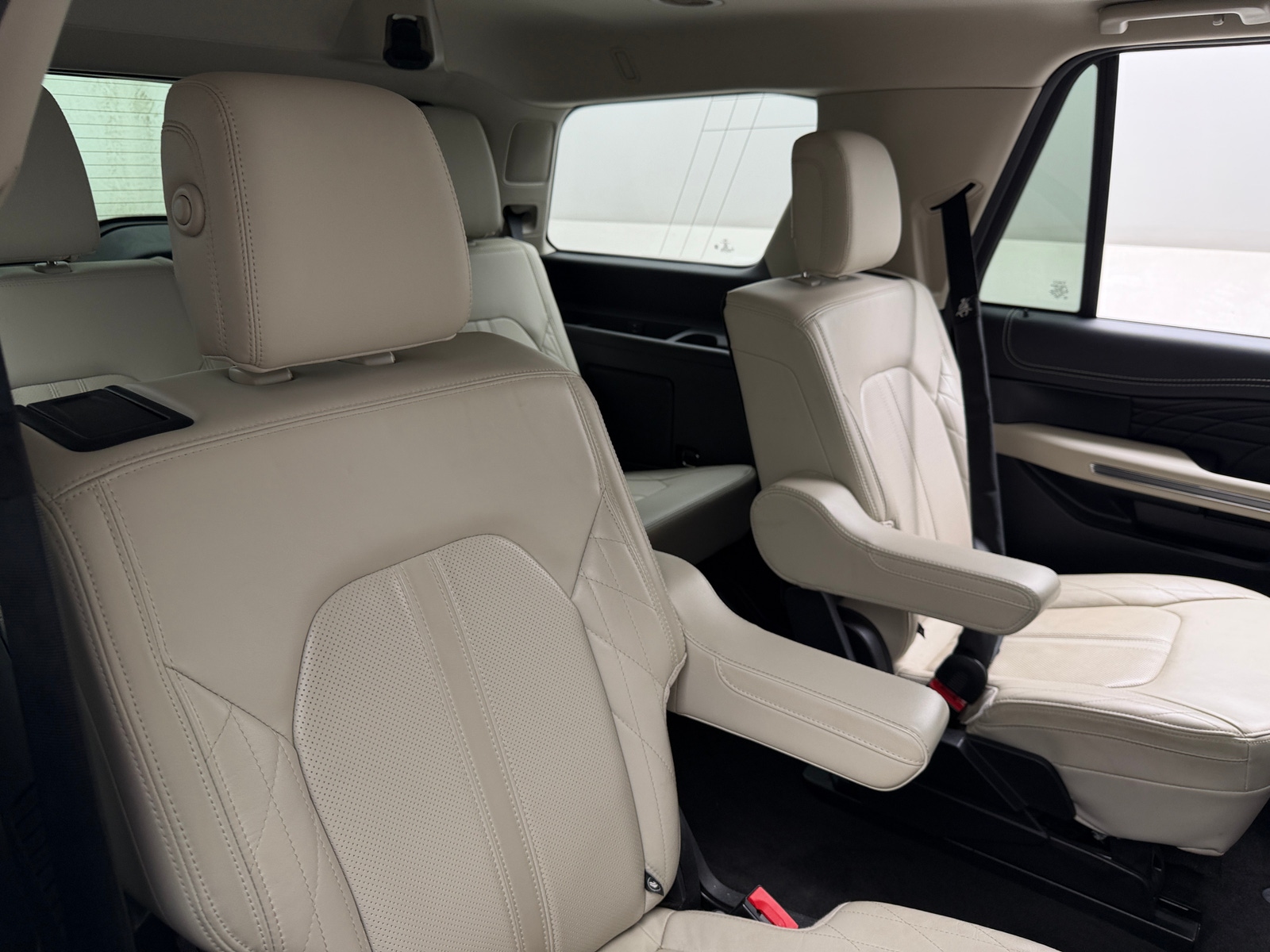 Thumbnail: 2020 Ford Expedition - 5
