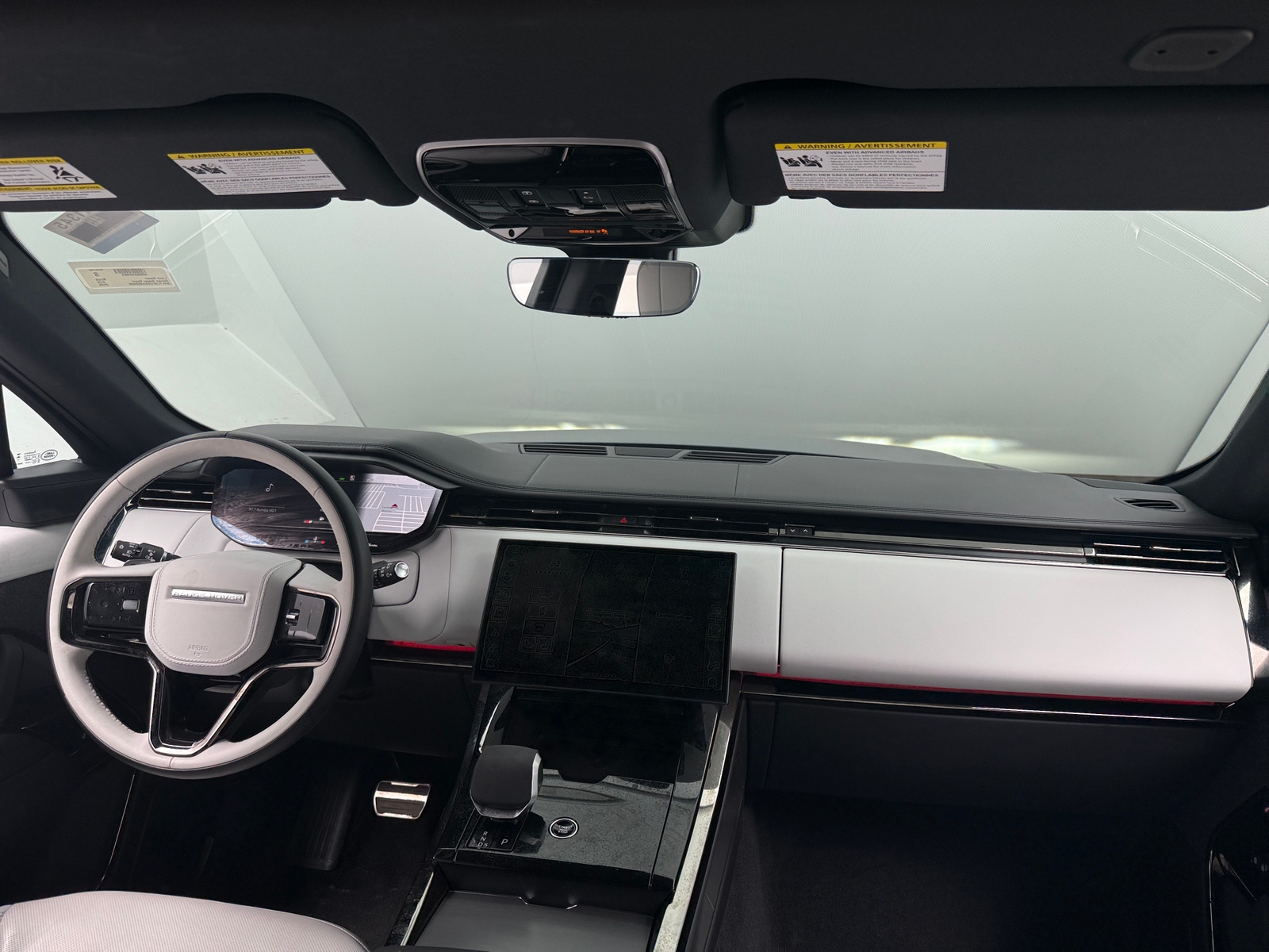 Thumbnail: 2025 Land Rover Range Rover Sport - 3