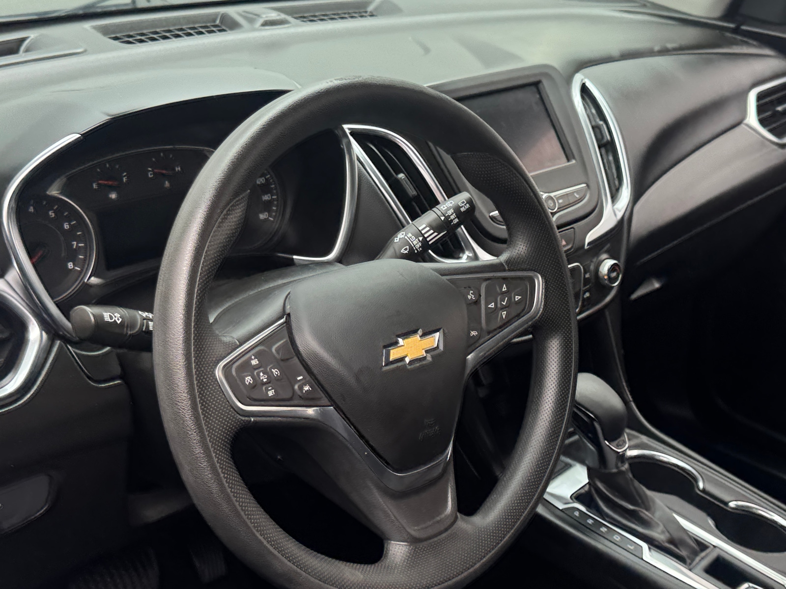 Thumbnail: 2022 Chevrolet Equinox - 5