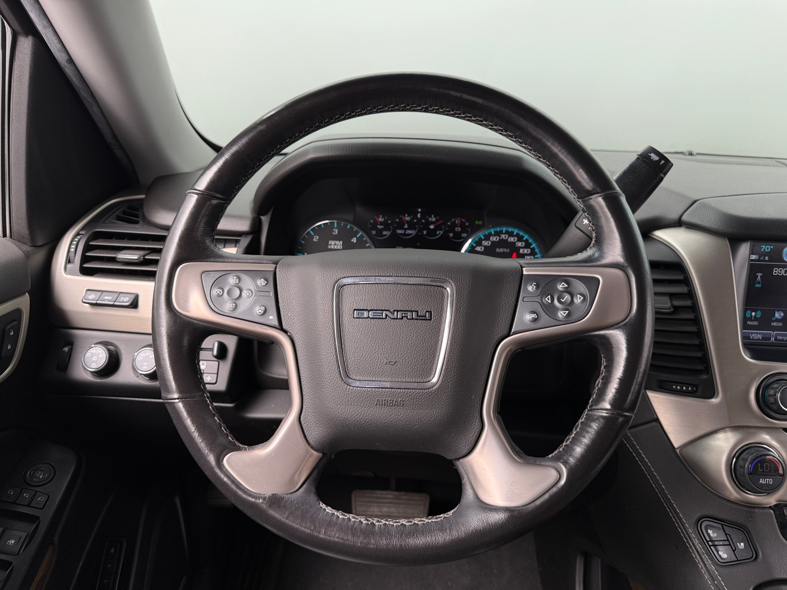 Thumbnail: 2020 GMC Yukon XL - 4