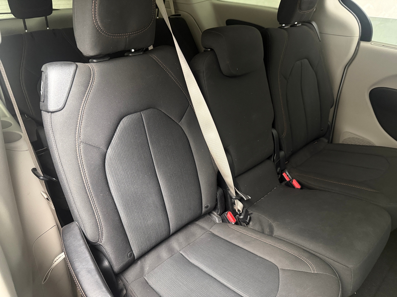 Thumbnail: 2018 Chrysler Pacifica - 6
