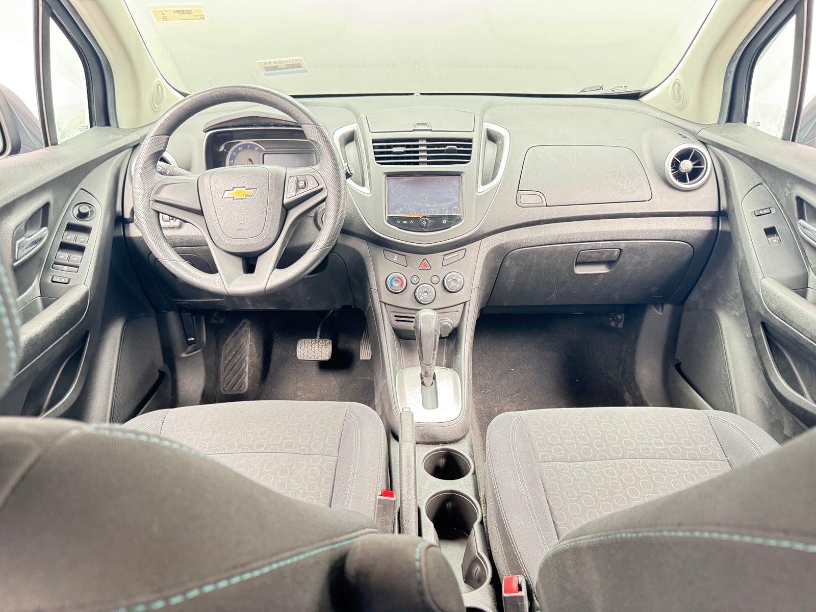 Thumbnail: 2016 Chevrolet Trax - 3