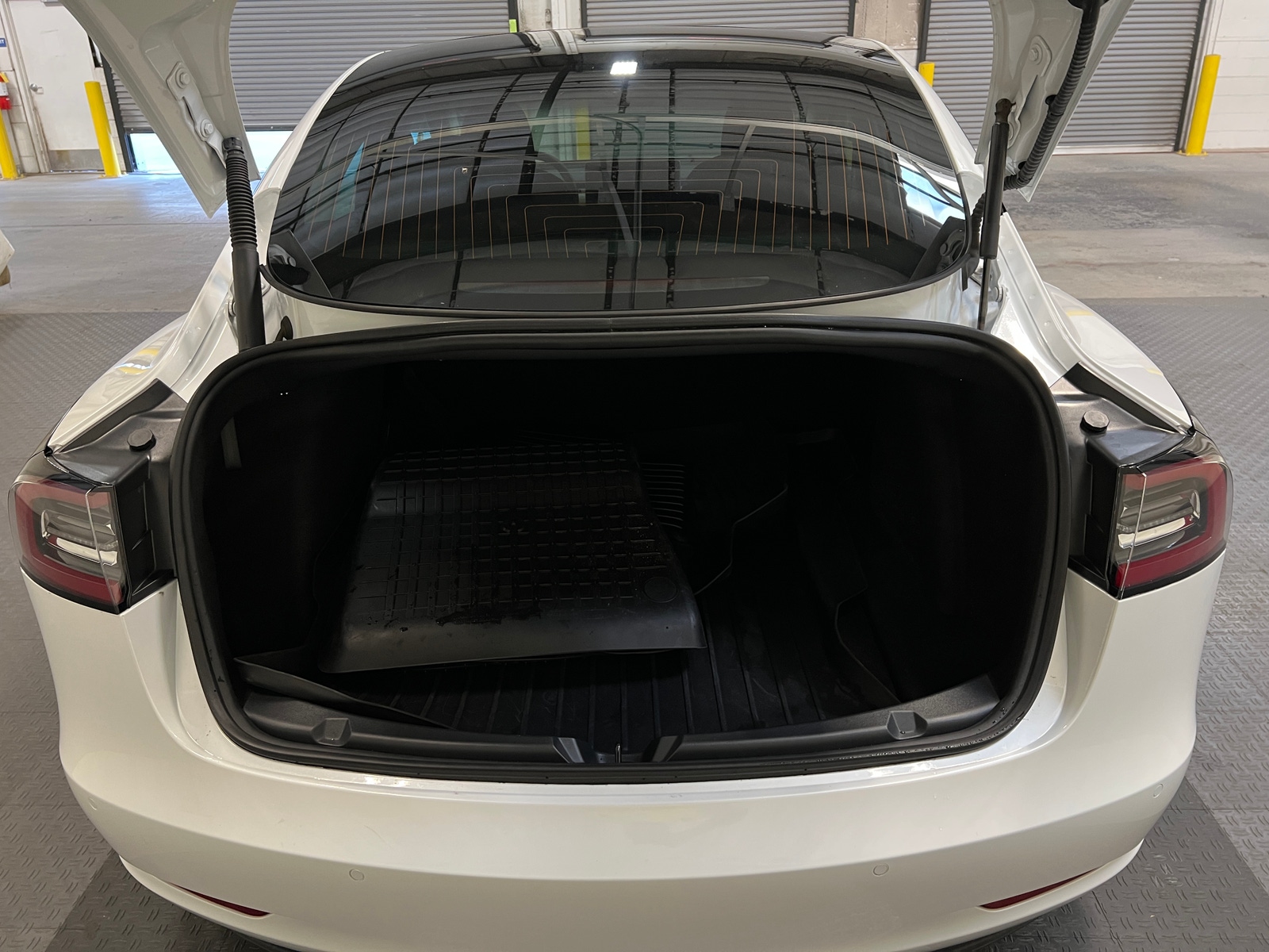 Thumbnail: 2022 Tesla Model 3 - 6