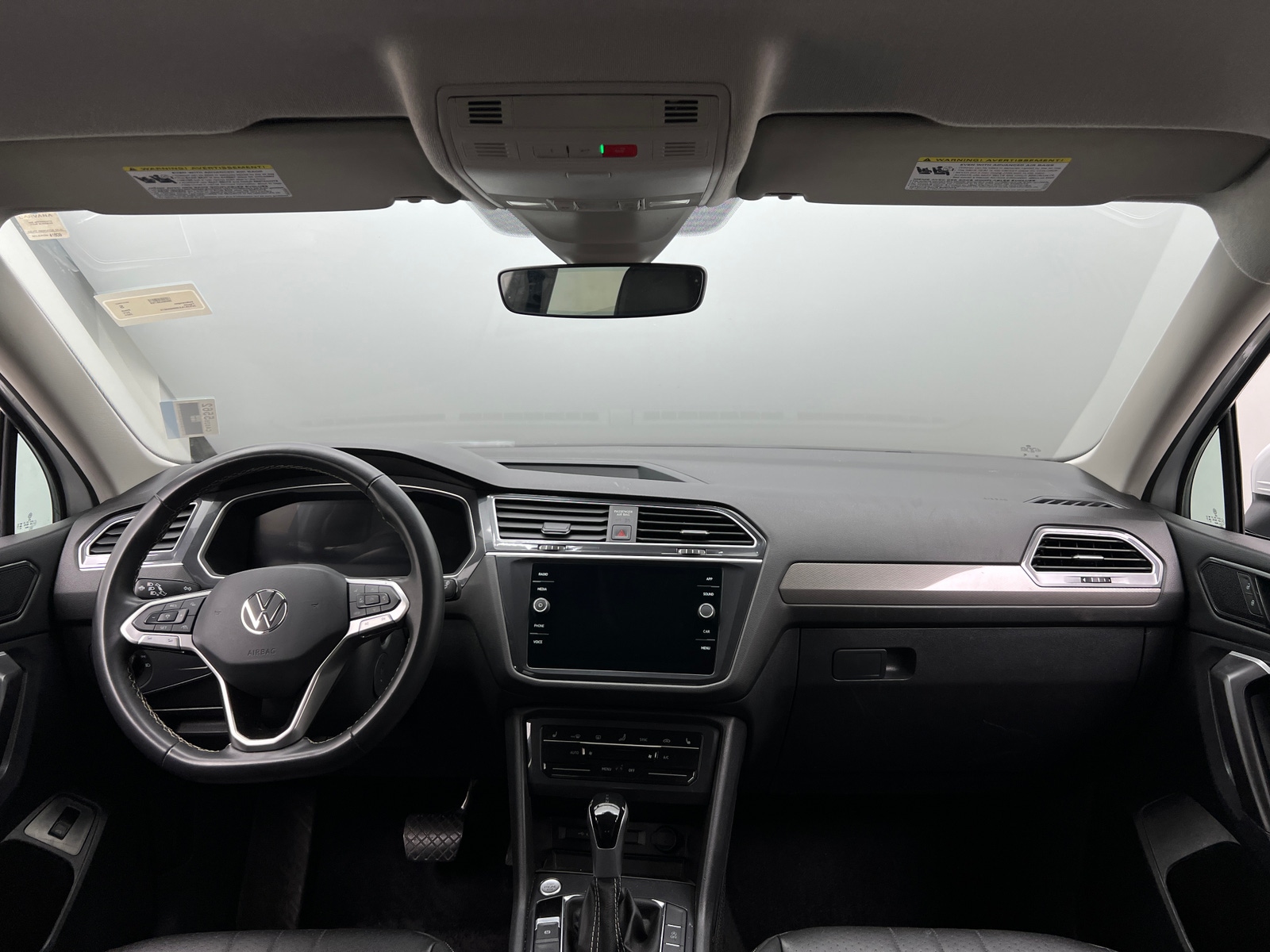 Thumbnail: 2024 Volkswagen Tiguan - 2