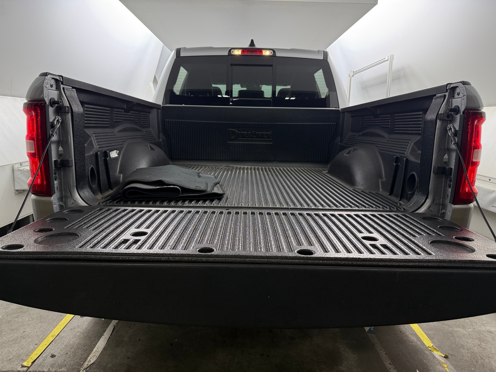 Thumbnail: 2025 RAM 1500 - 6