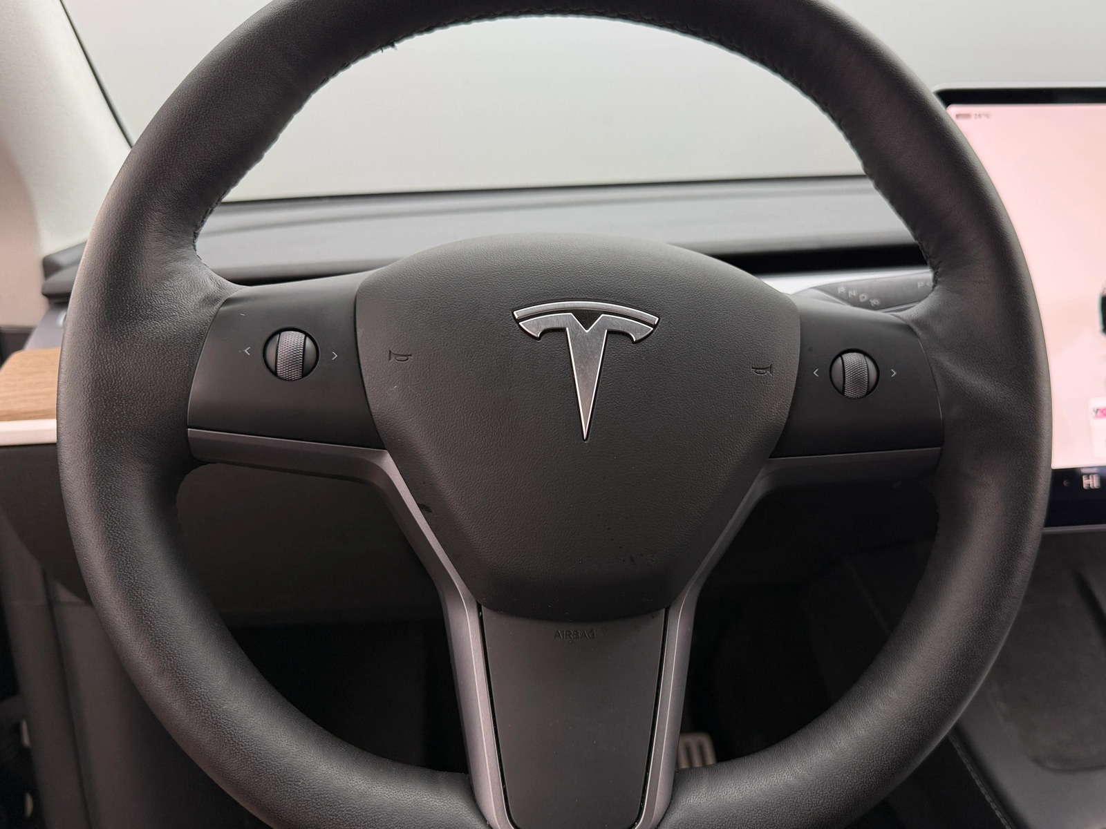 Thumbnail: 2022 Tesla Model Y - 4