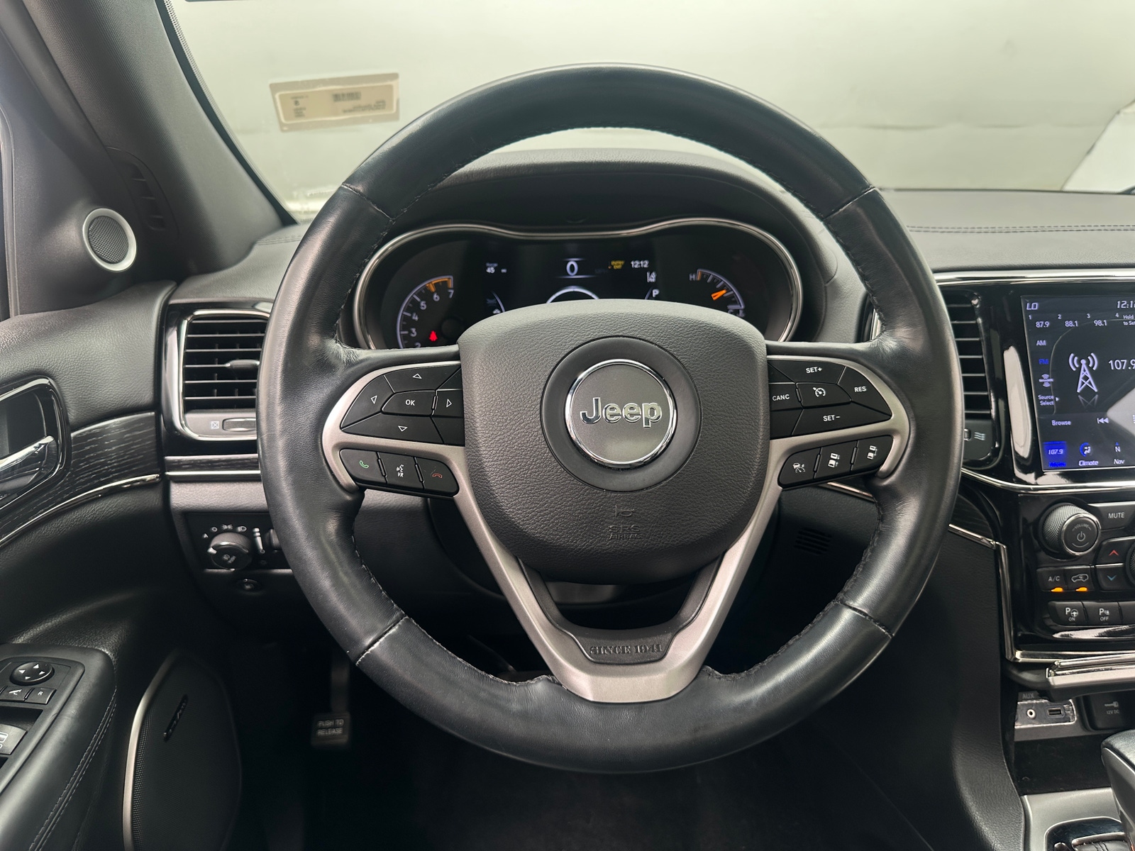 Thumbnail: 2020 Jeep Grand Cherokee - 4