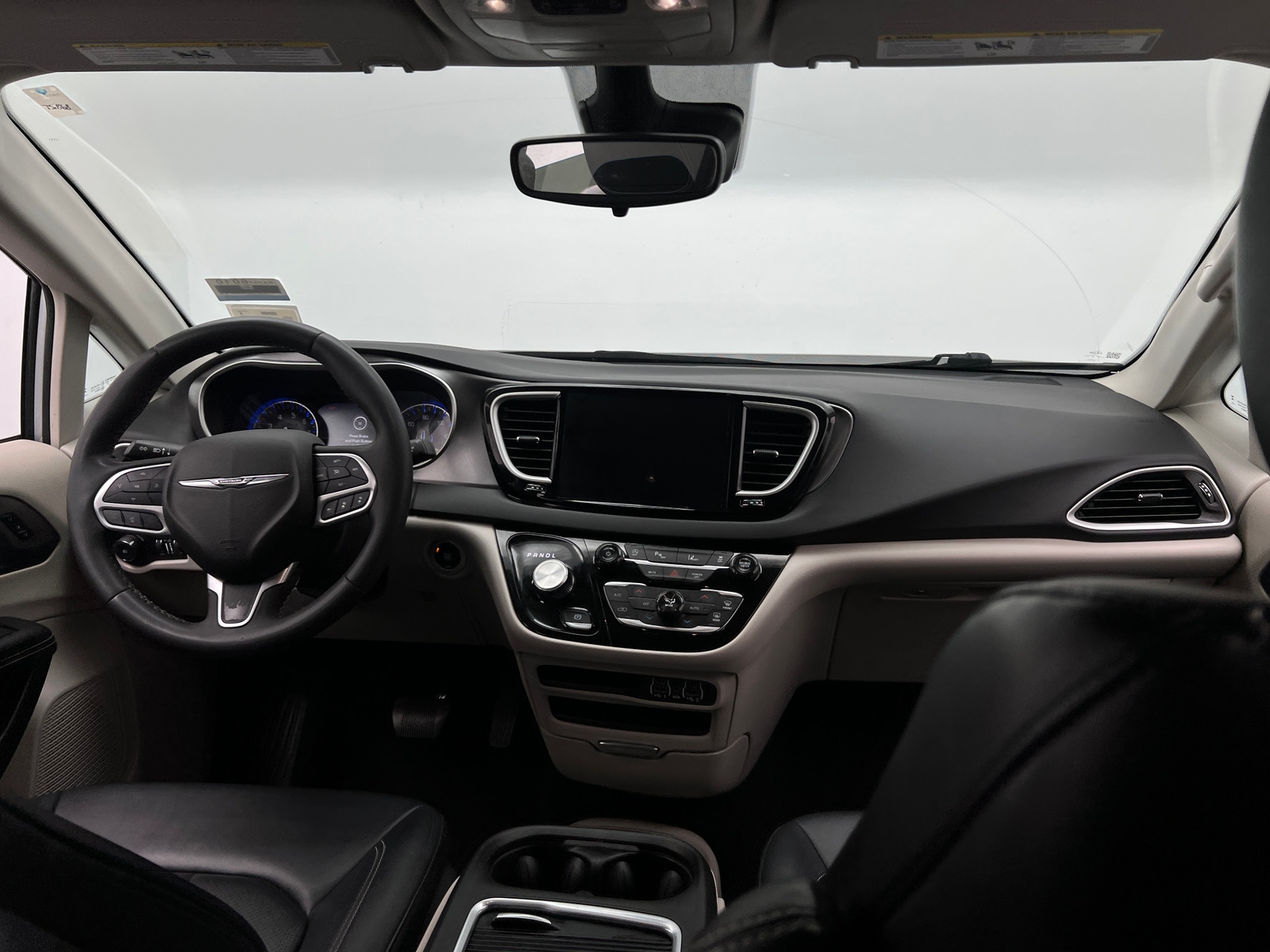 Thumbnail: 2024 Chrysler Pacifica - 2