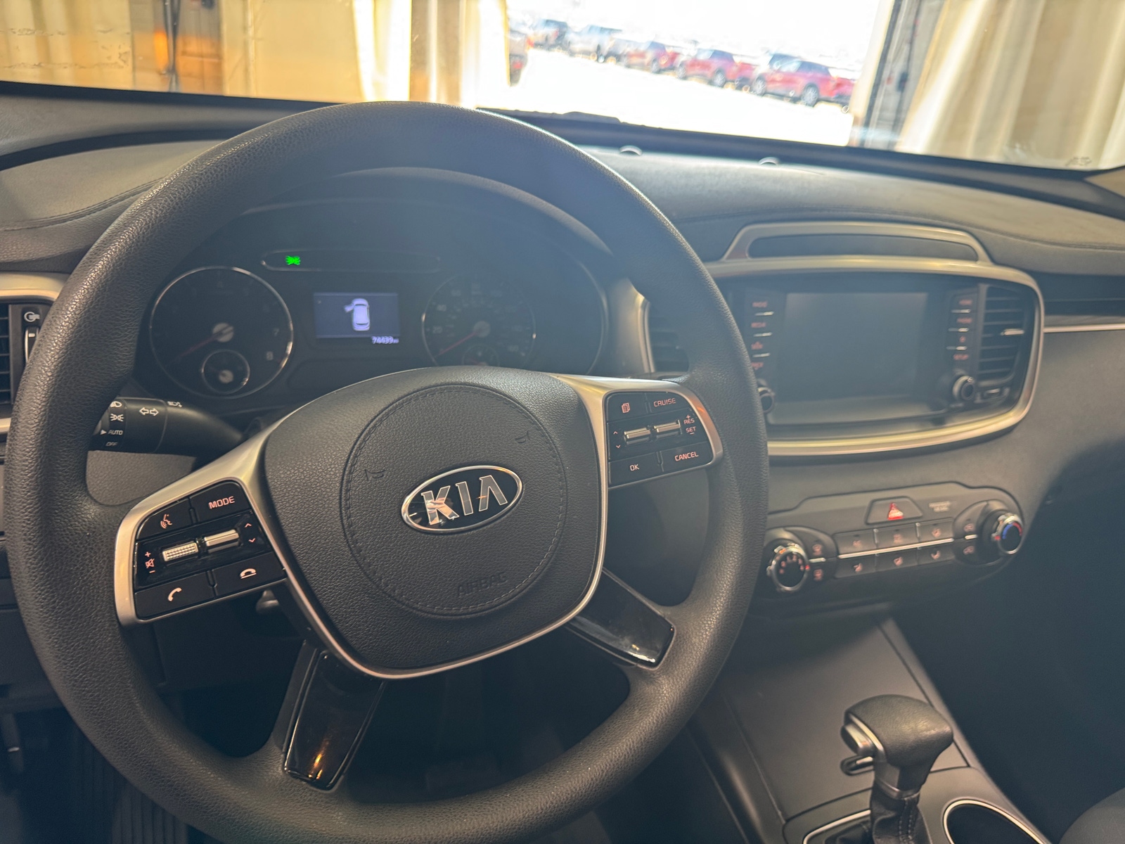 Thumbnail: 2020 Kia Sorento - 5