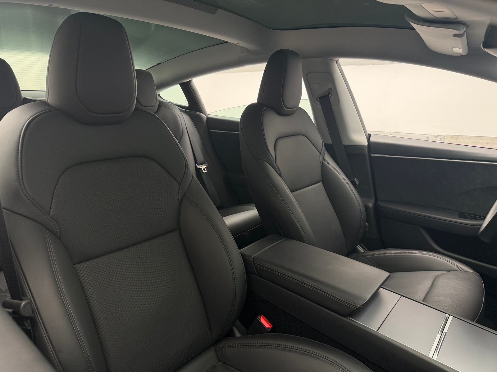 Thumbnail: 2026 Tesla Model 3 - 2