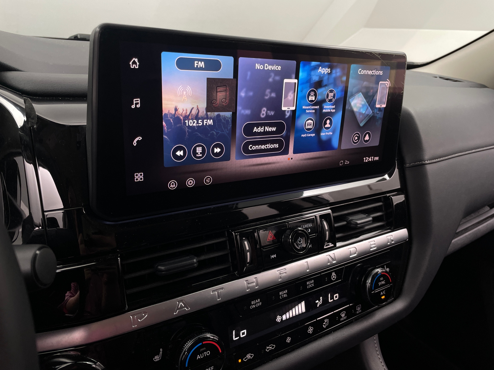 Thumbnail: 2026 Nissan Pathfinder - 3
