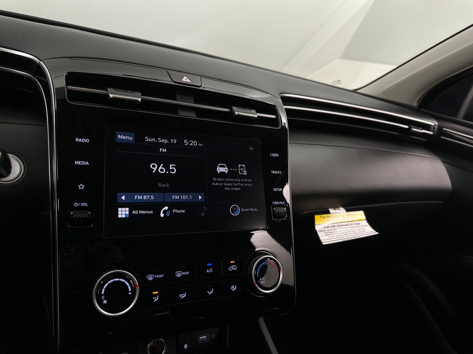 Thumbnail: 2023 Hyundai Tucson - 4
