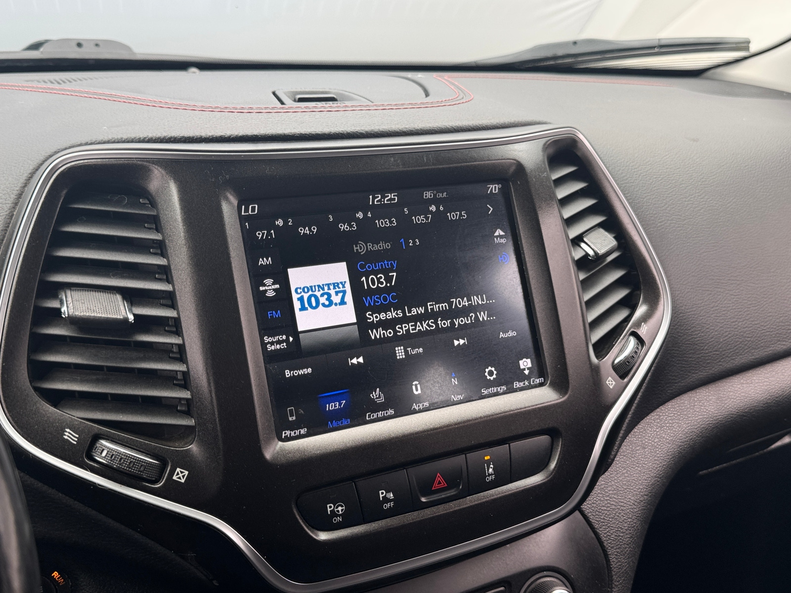 Thumbnail: 2020 Jeep Cherokee - 4