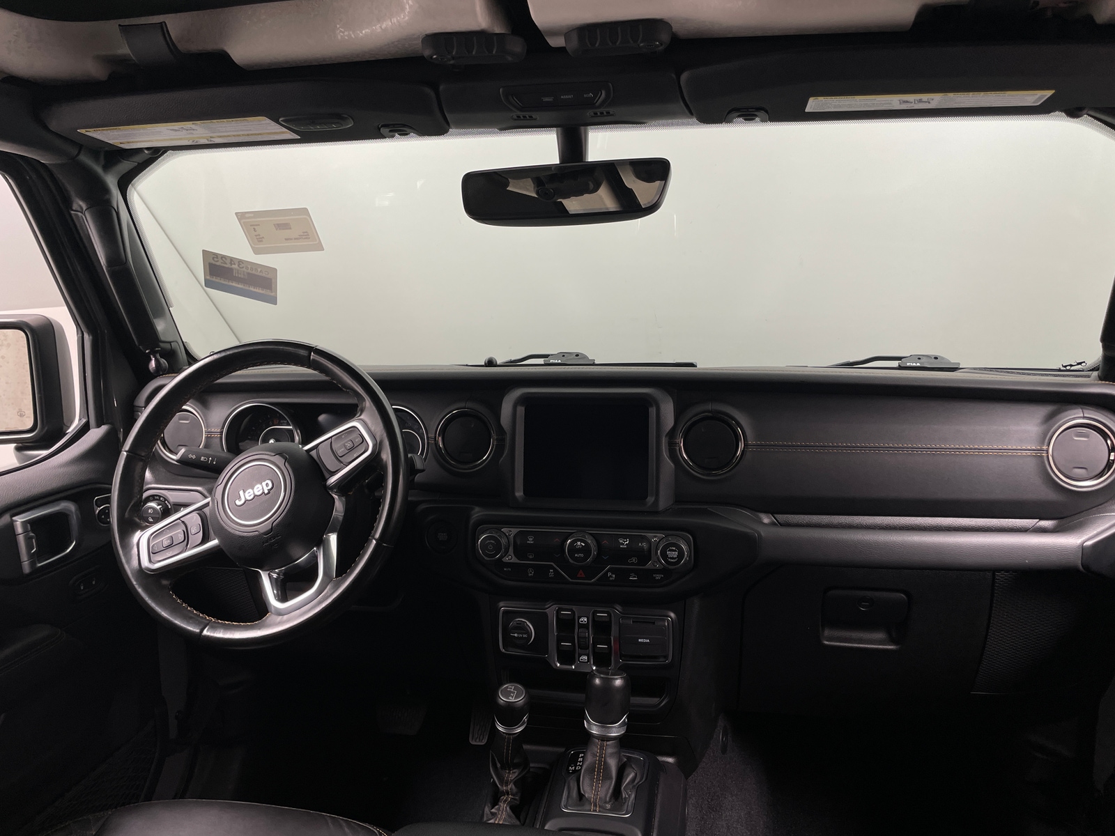 Thumbnail: 2022 Jeep Gladiator - 2