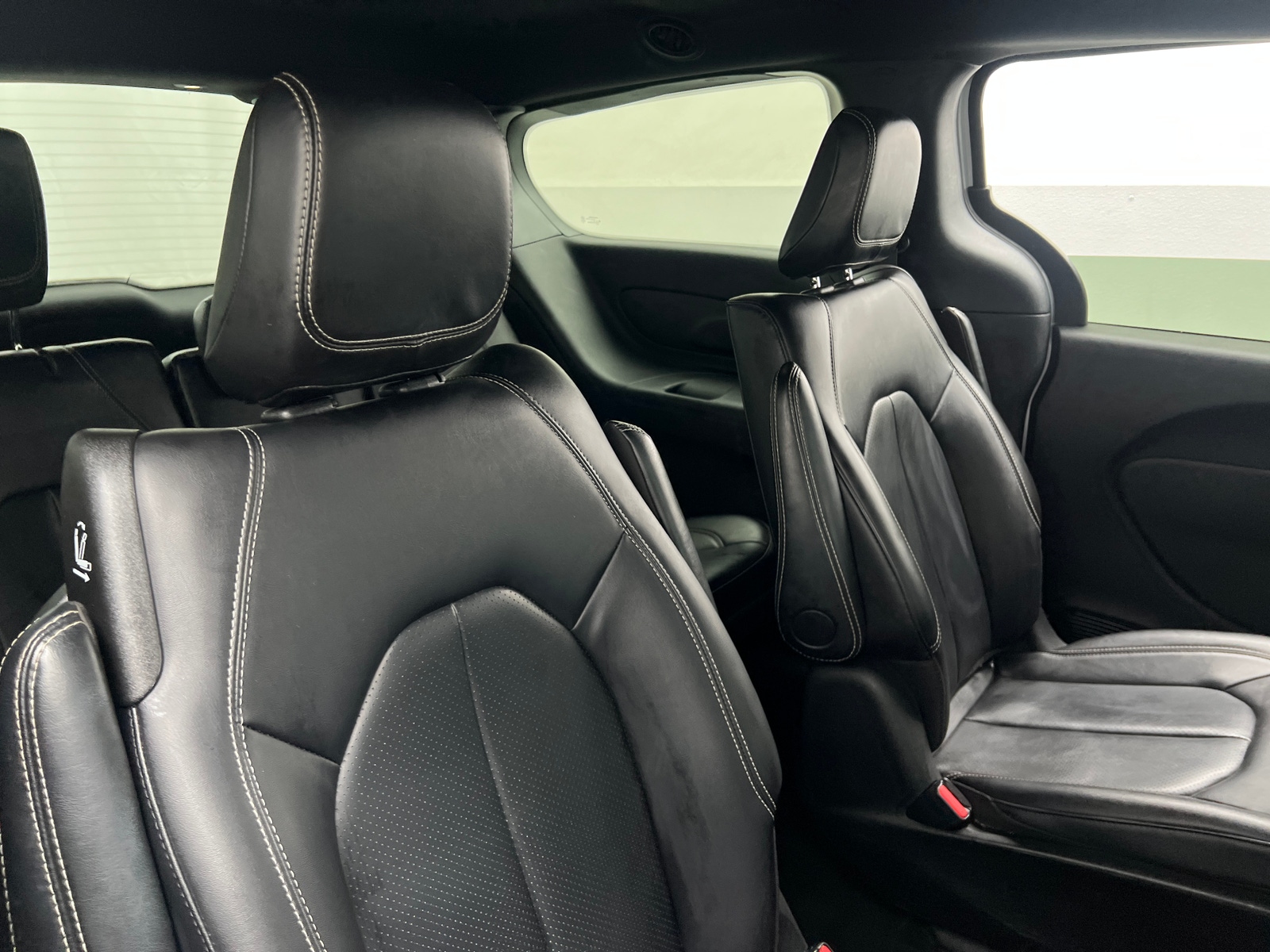 Thumbnail: 2024 Chrysler Pacifica - 5